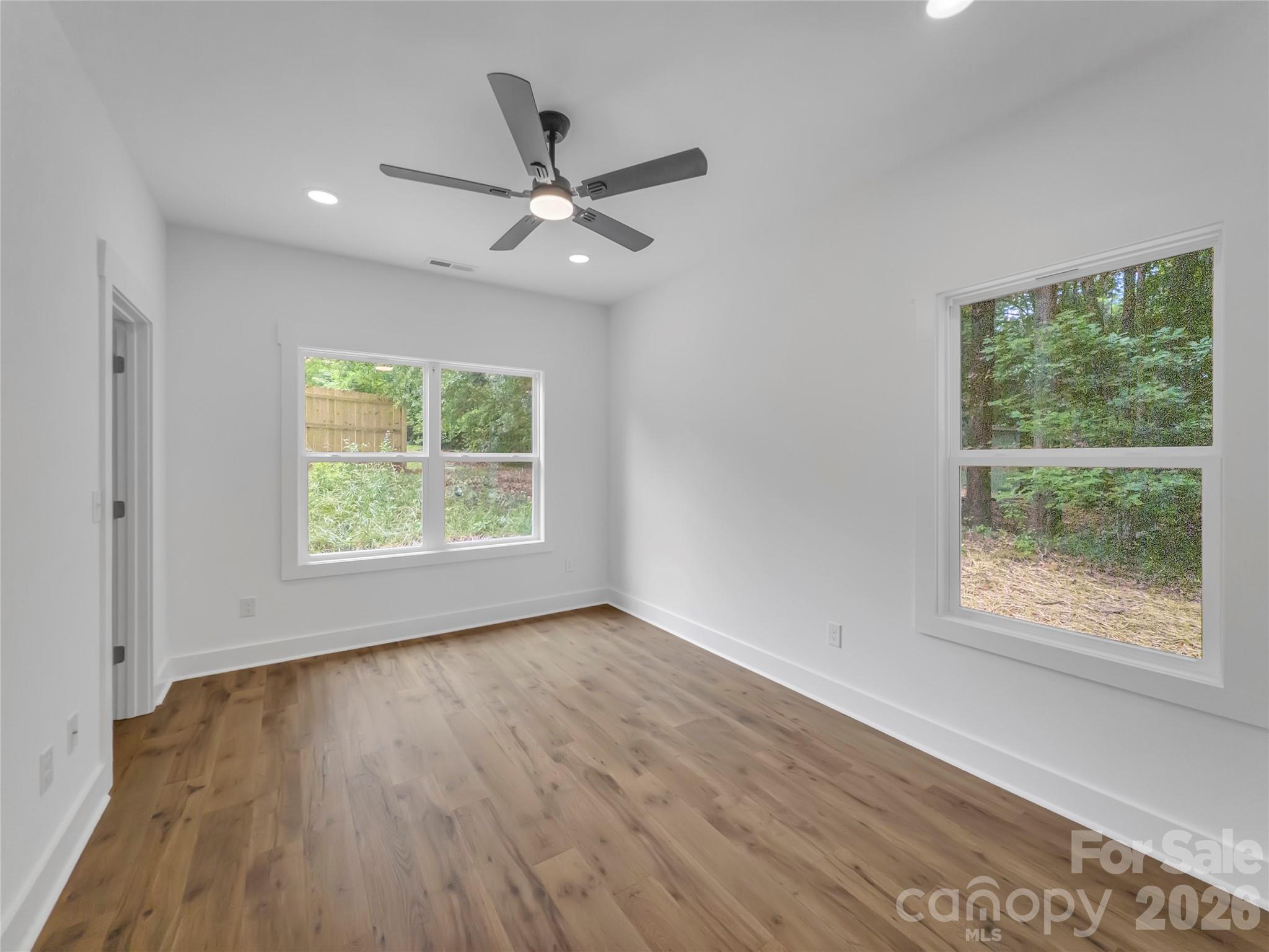825 E Arch Street — Lancaster