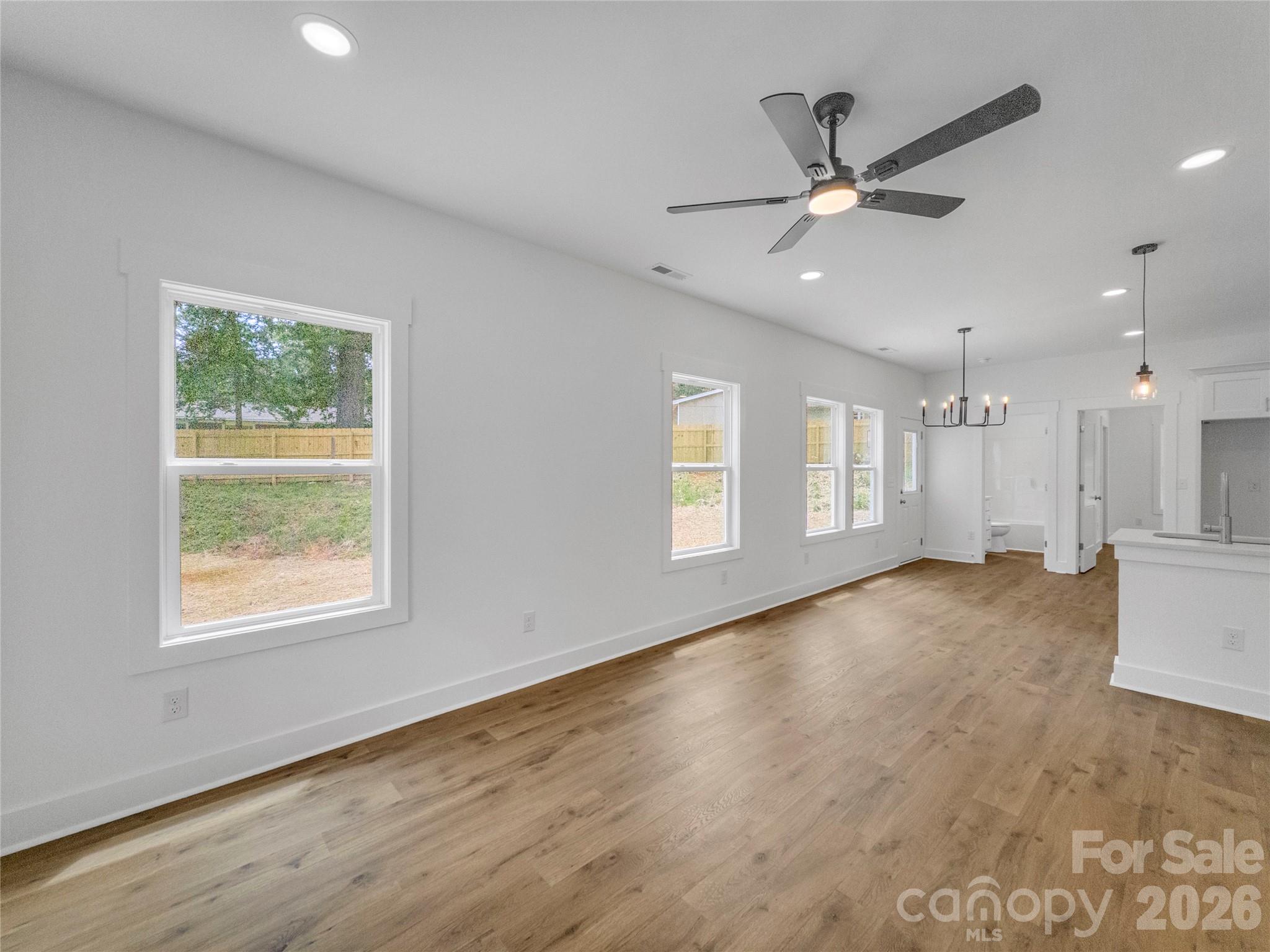825 E Arch Street — Lancaster