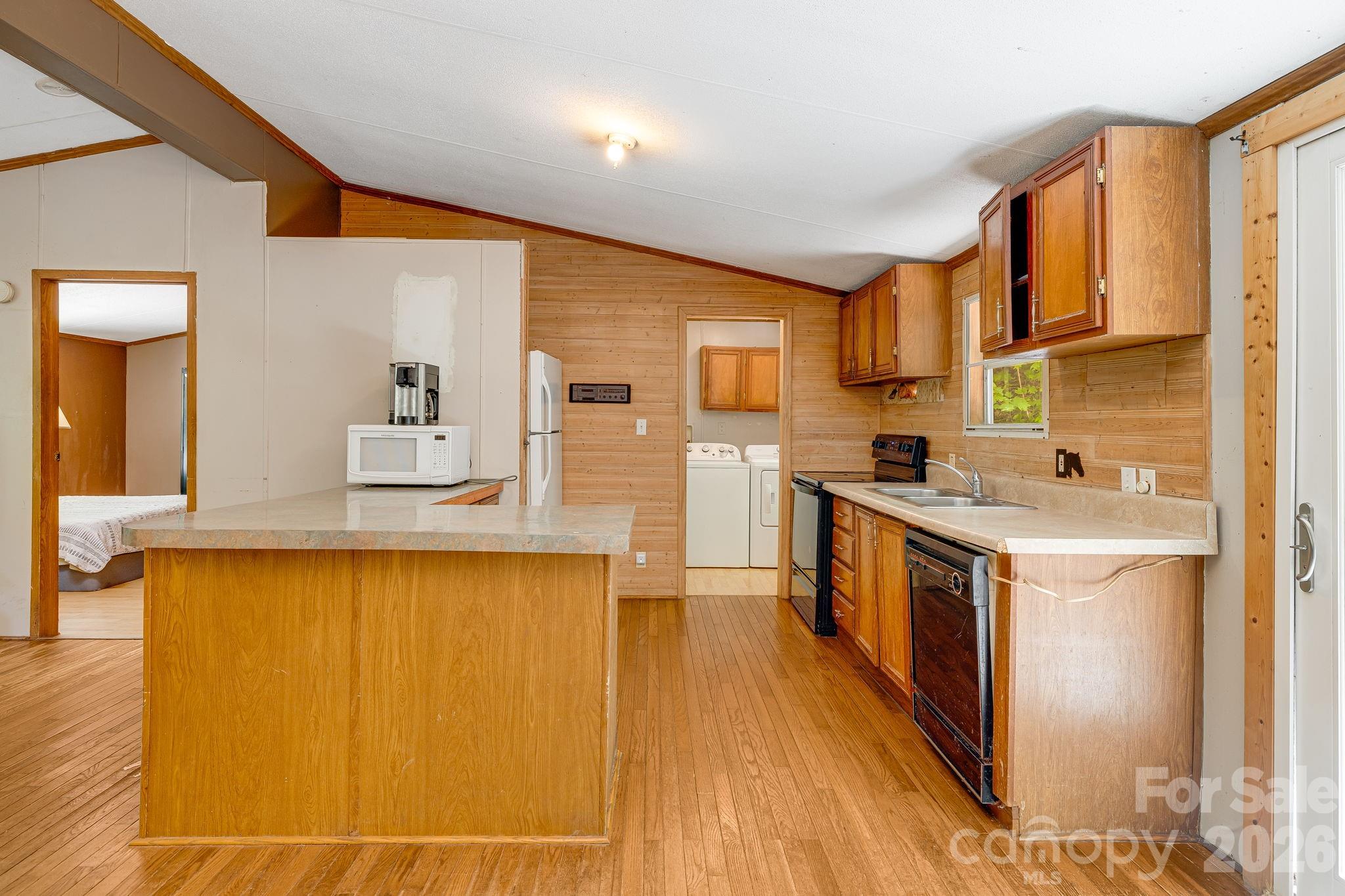 94 Long Ridge Road — Candler