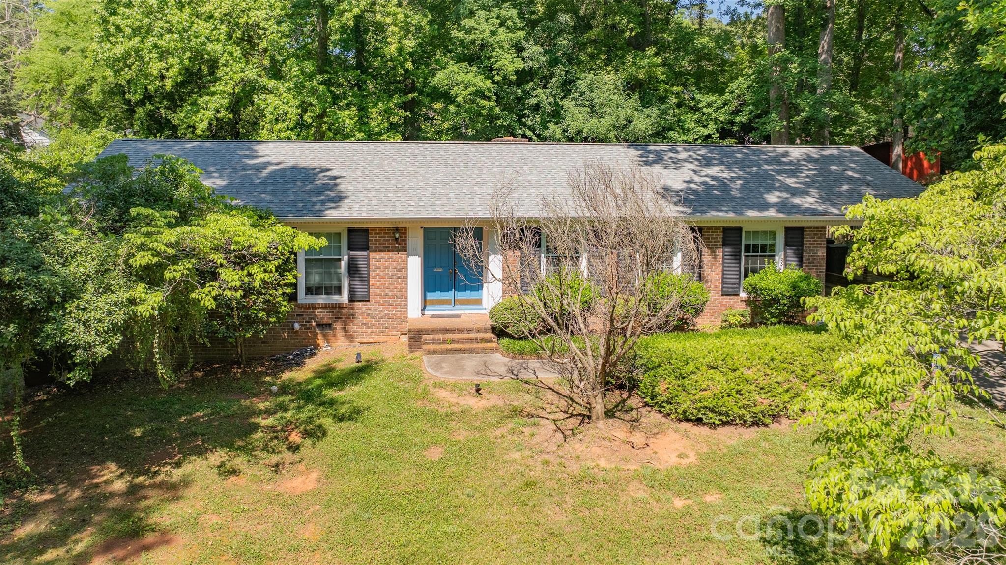13 Mayflower Lane #3 — Lexington