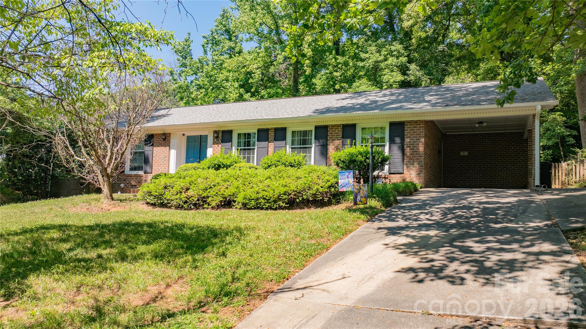 13 Mayflower Lane #3 — Lexington