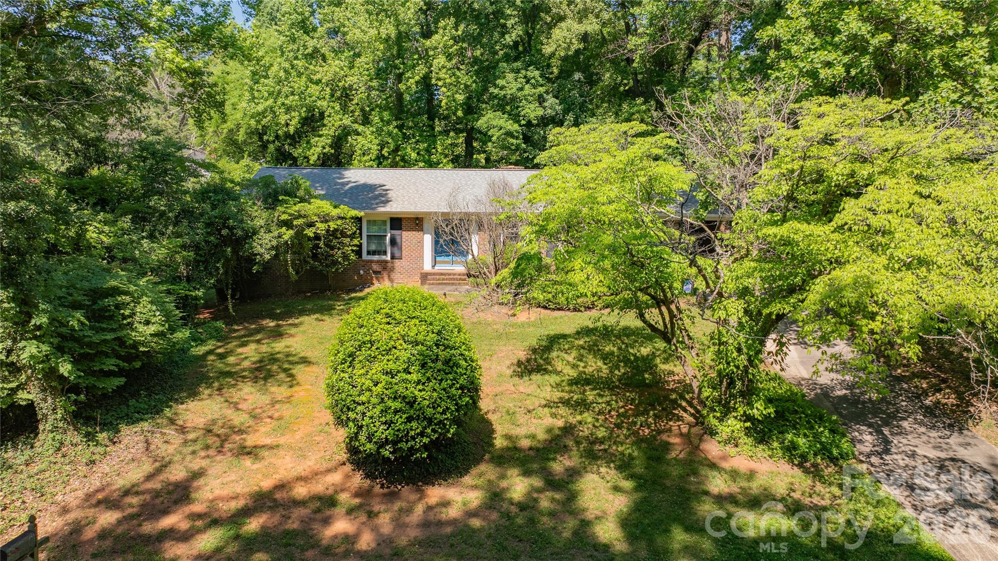 13 Mayflower Lane #3 — Lexington