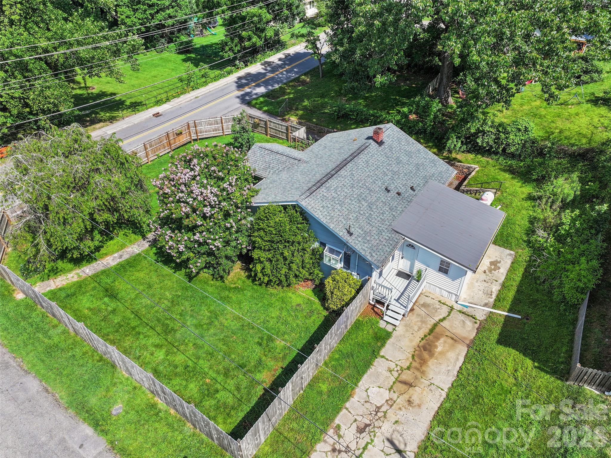 41 Cedar Street — Asheville