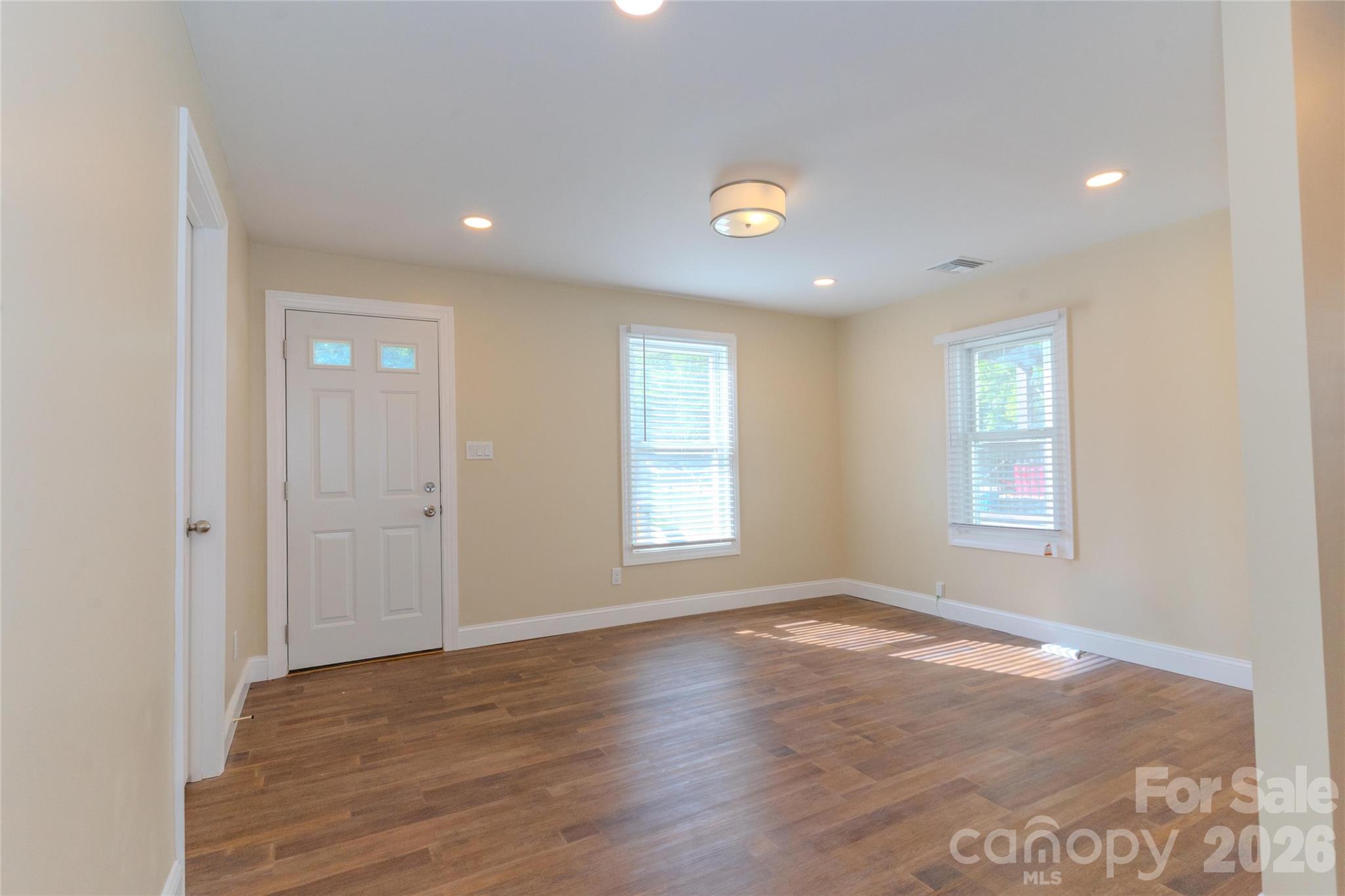 315 Broad Drive SW — Concord