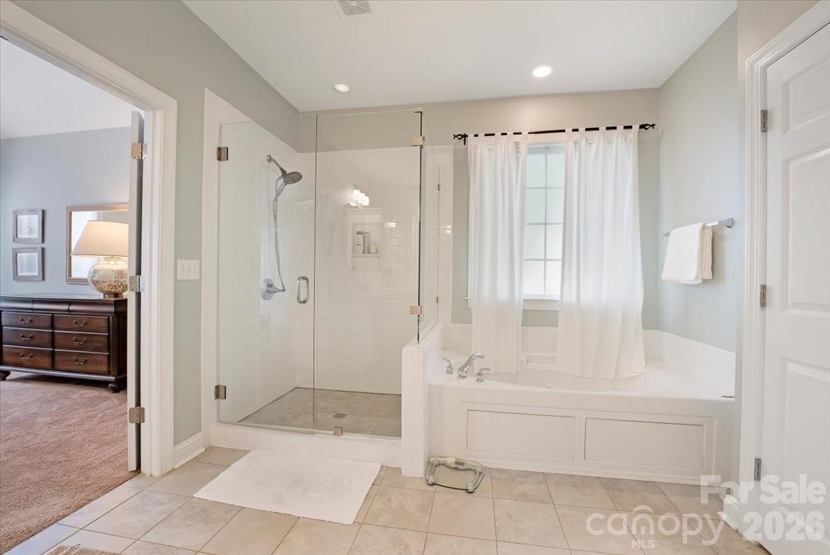 235 Shoreline Parkway — Tega Cay