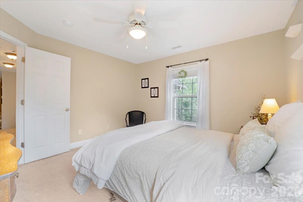 235 Shoreline Parkway — Tega Cay