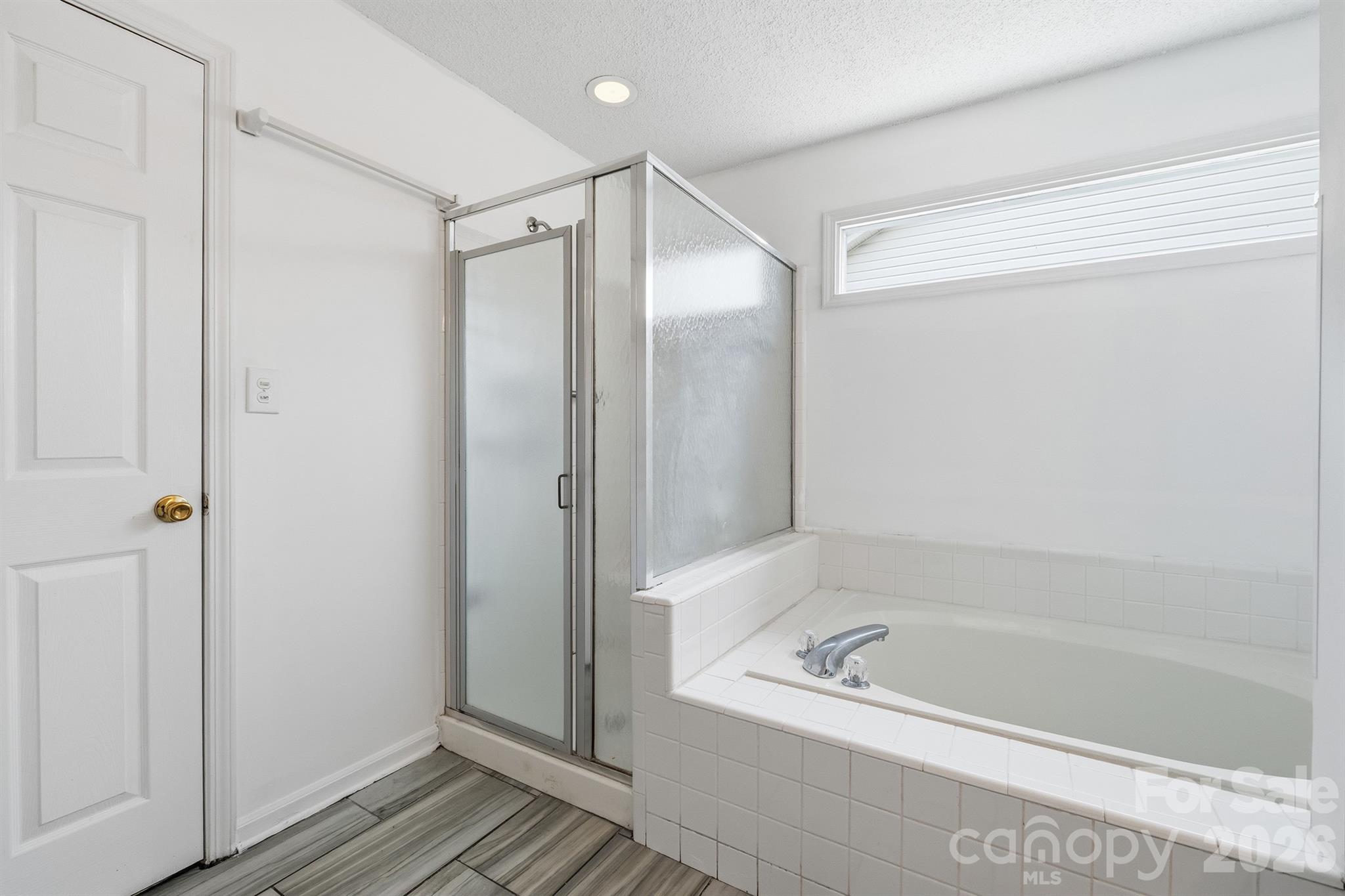 9426 Cantle Drive — Charlotte