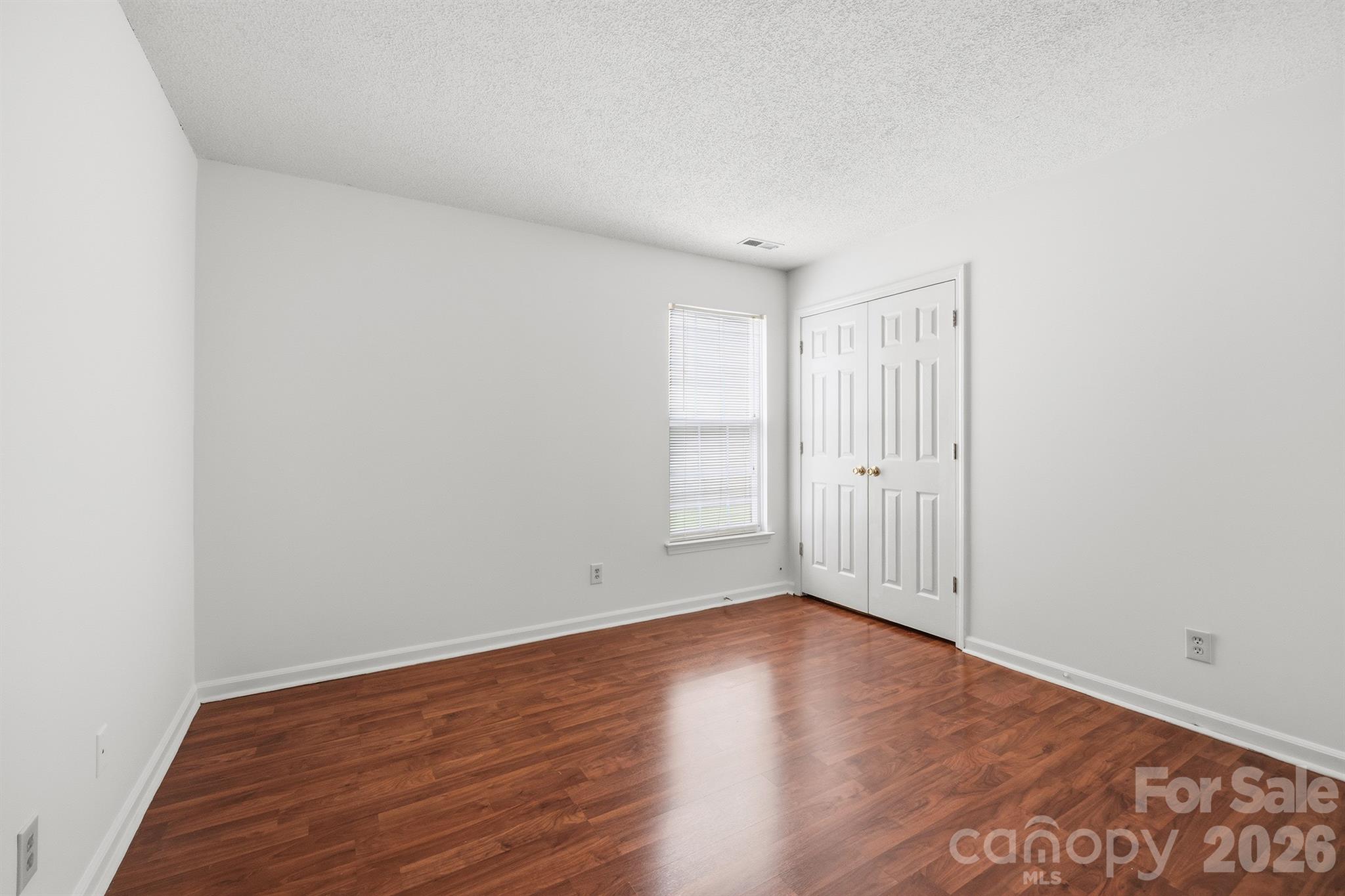 9426 Cantle Drive — Charlotte