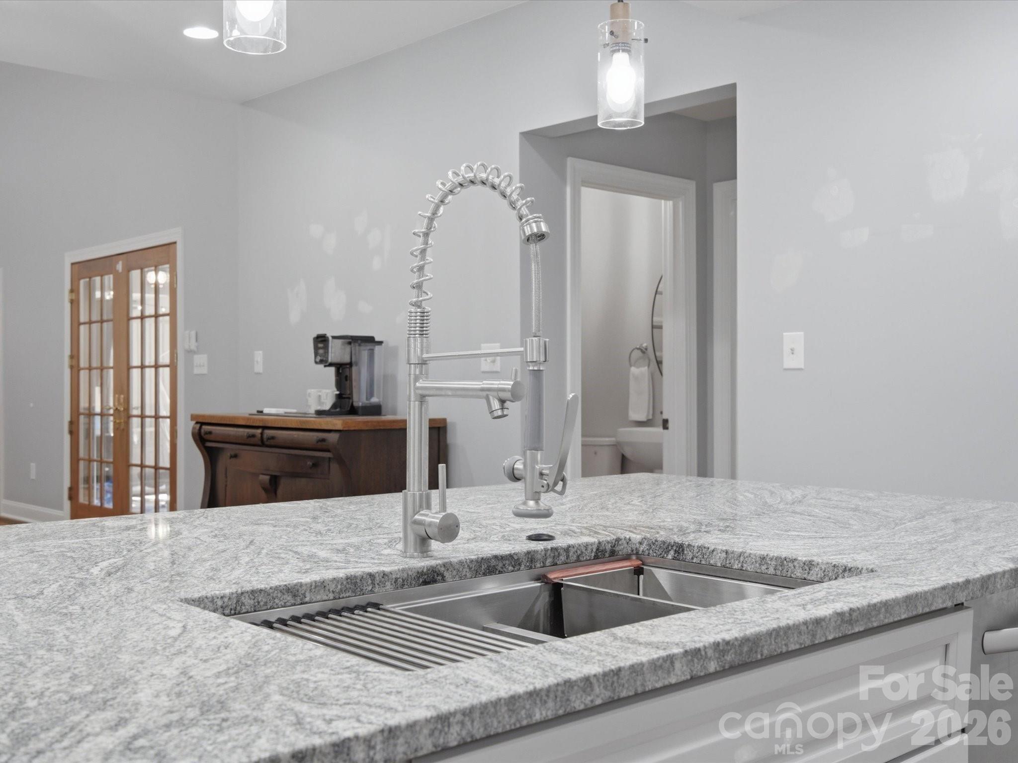 3004 Dodsworth Drive — Cramerton