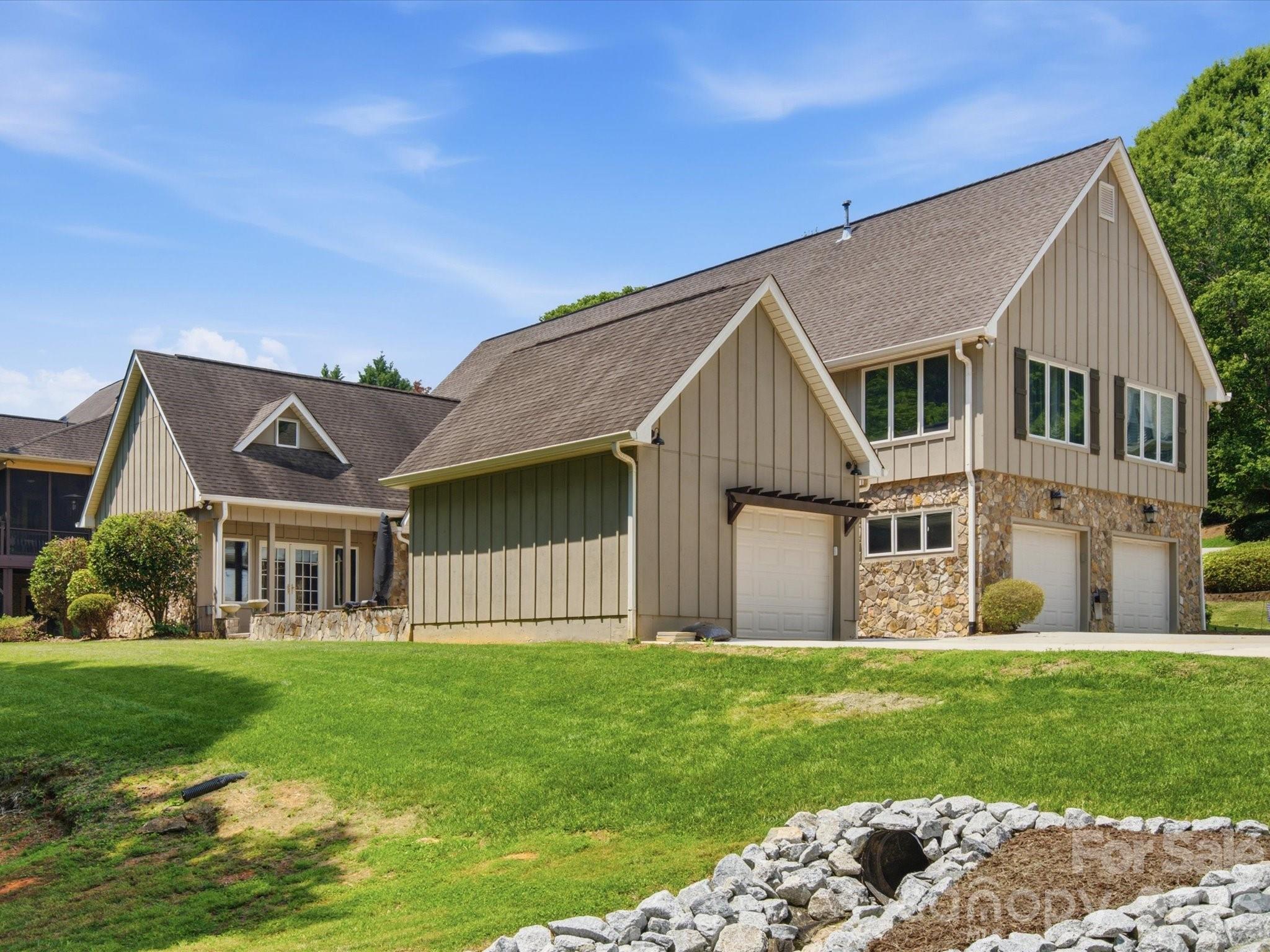 3004 Dodsworth Drive — Cramerton