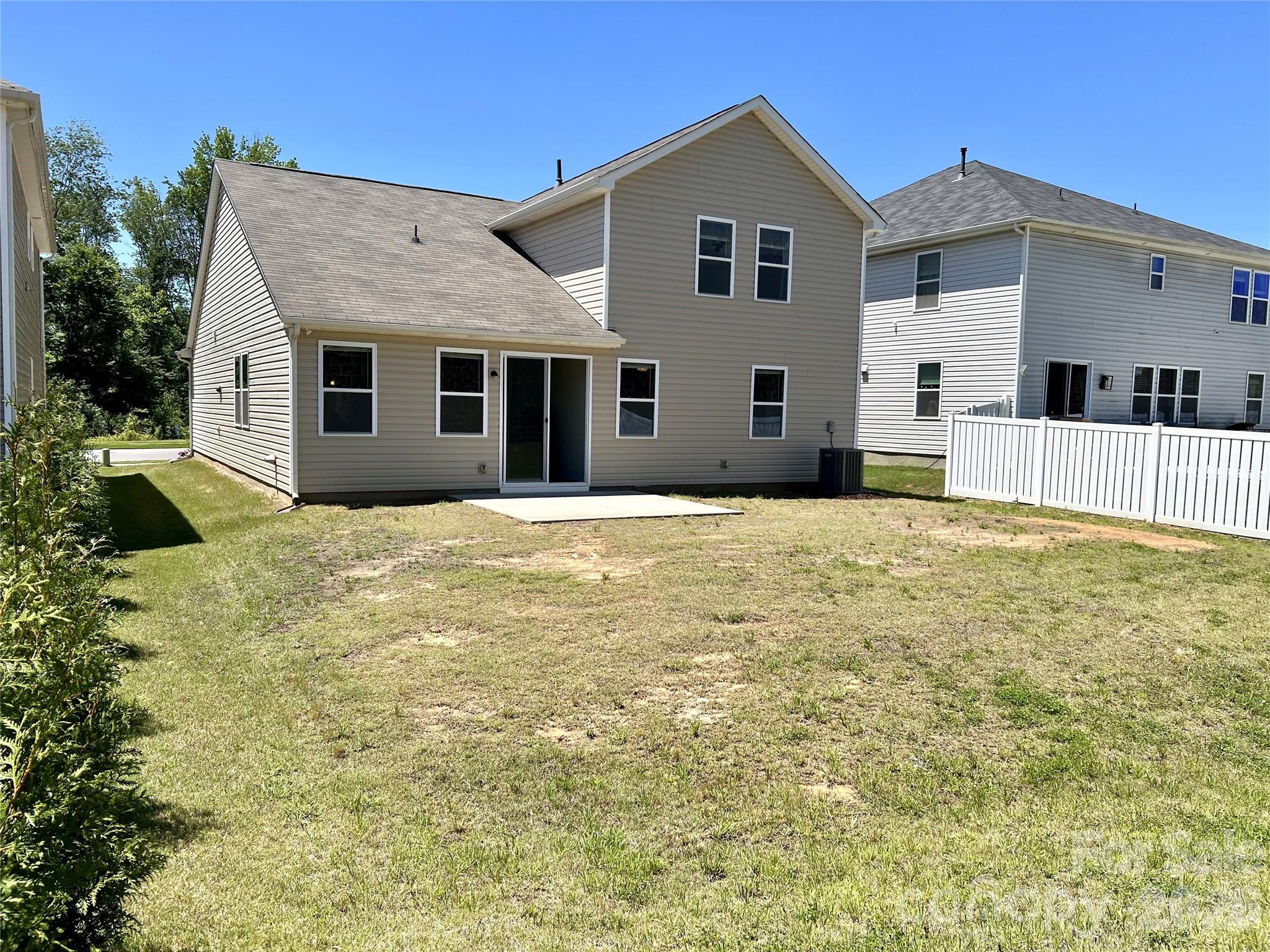 6629 Meridale Forest Drive — Charlotte