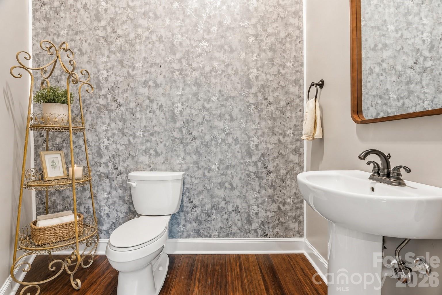 60 Hawks Pointe Lane — Weaverville