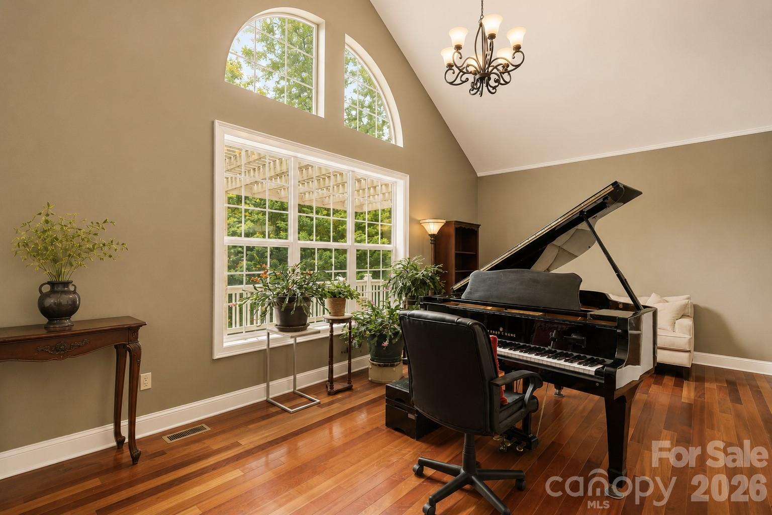 60 Hawks Pointe Lane — Weaverville