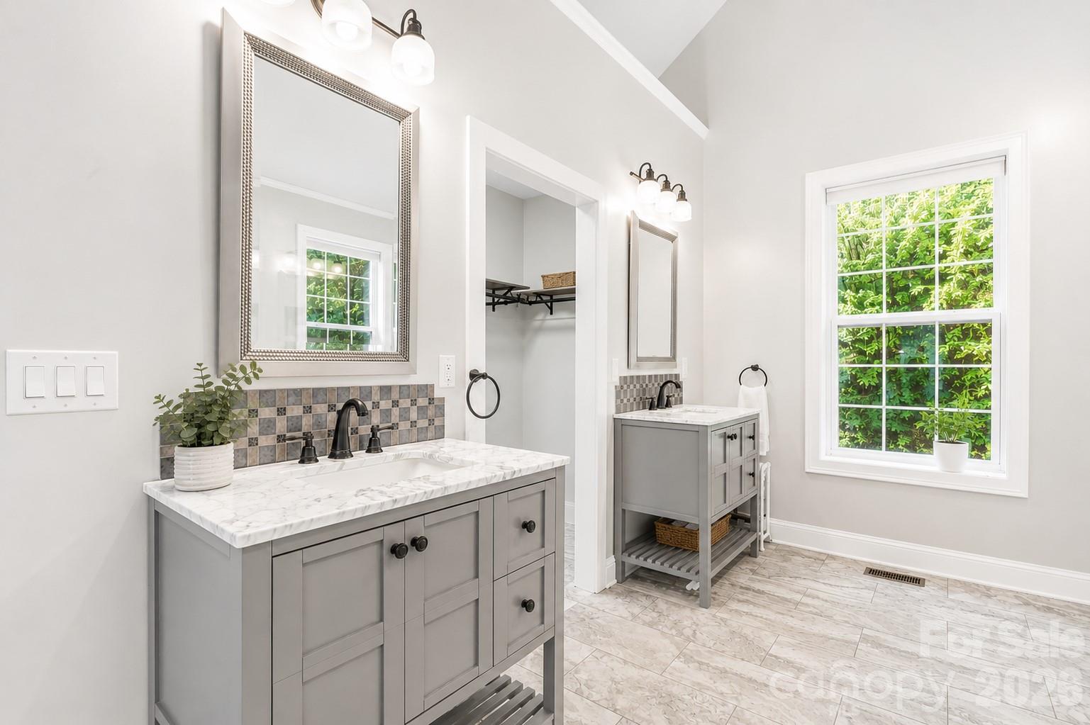 60 Hawks Pointe Lane — Weaverville