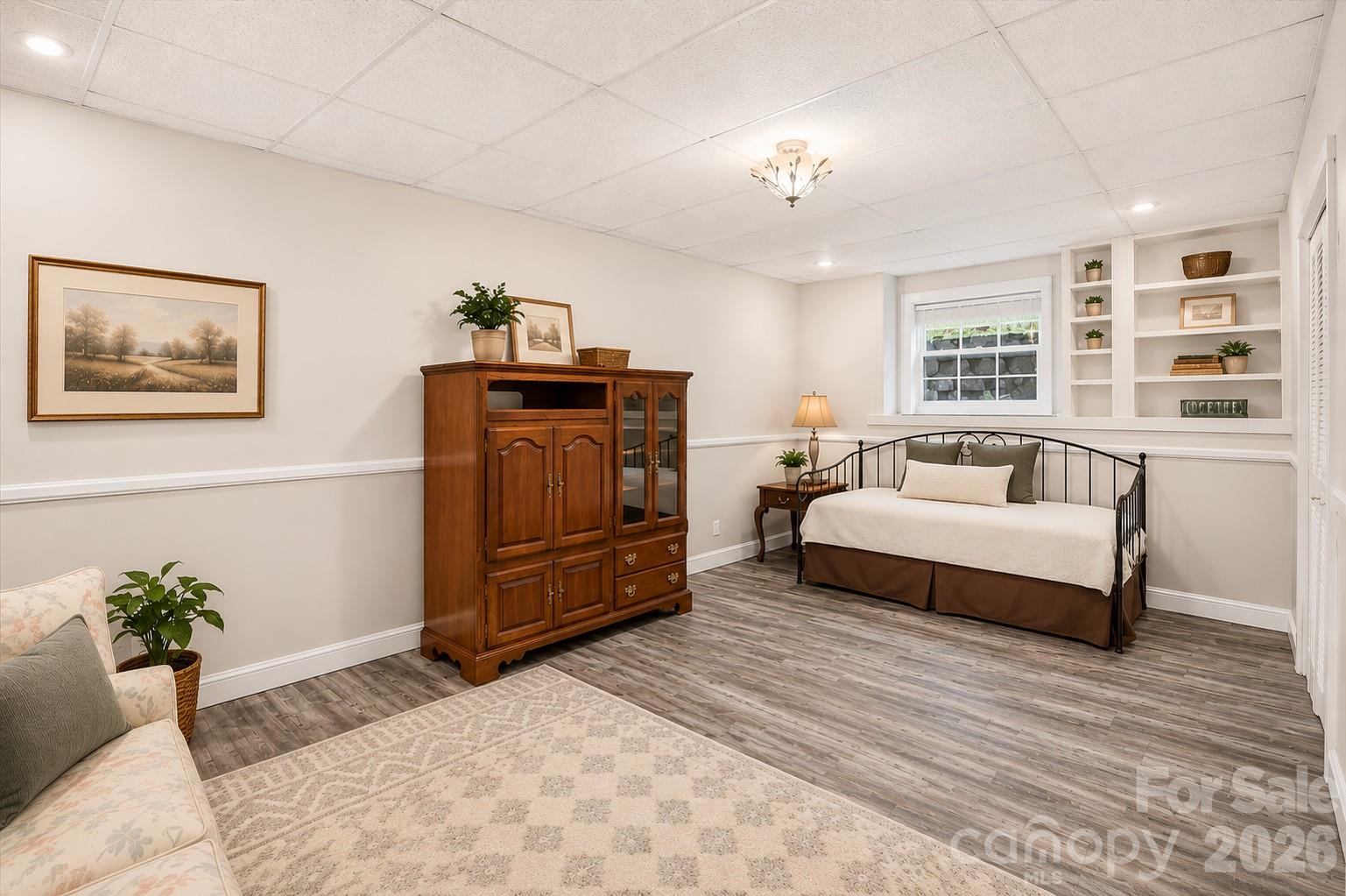 60 Hawks Pointe Lane — Weaverville
