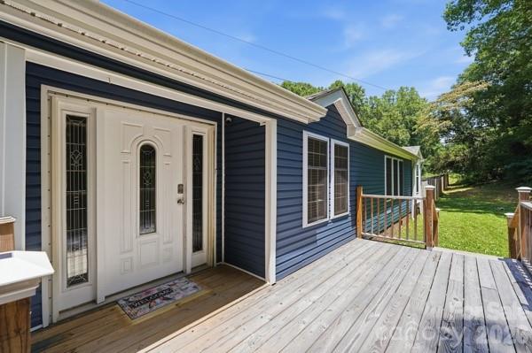 864 Stowe Lane — Gastonia