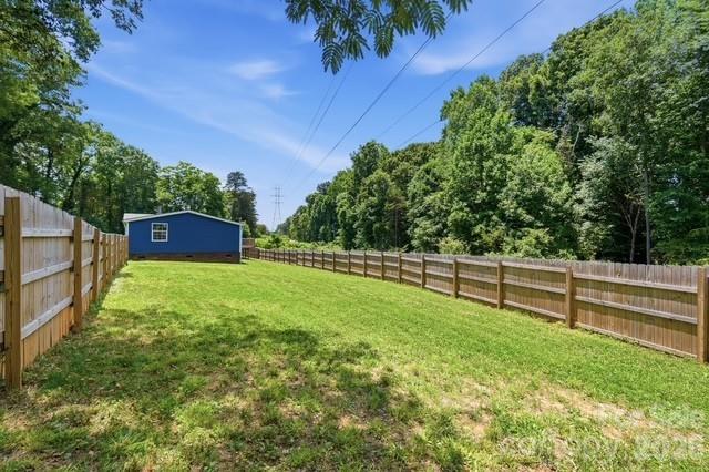 864 Stowe Lane — Gastonia