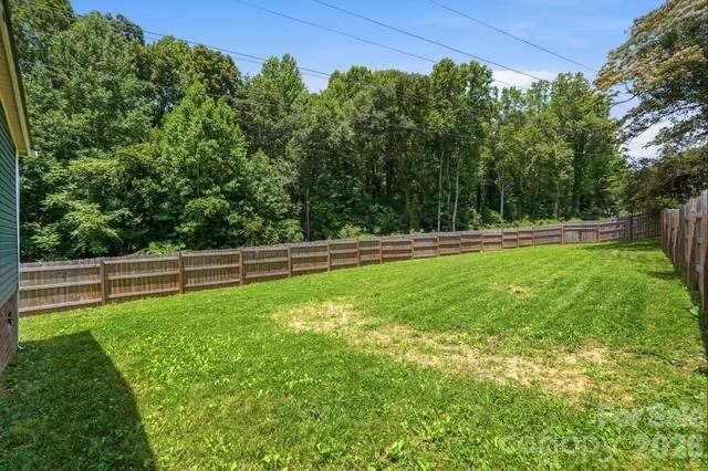 864 Stowe Lane — Gastonia