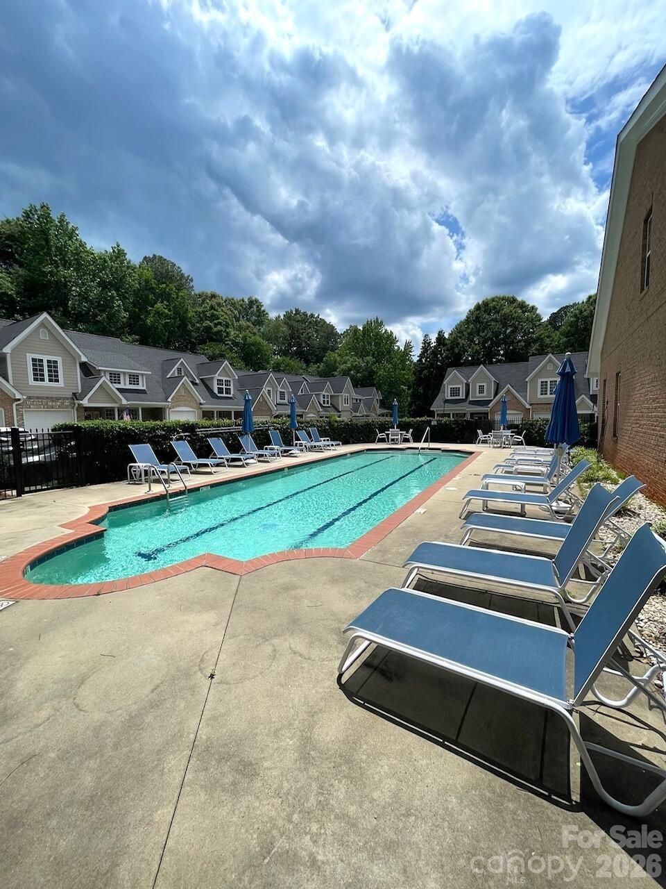 4460 Coventry Row Court — Charlotte