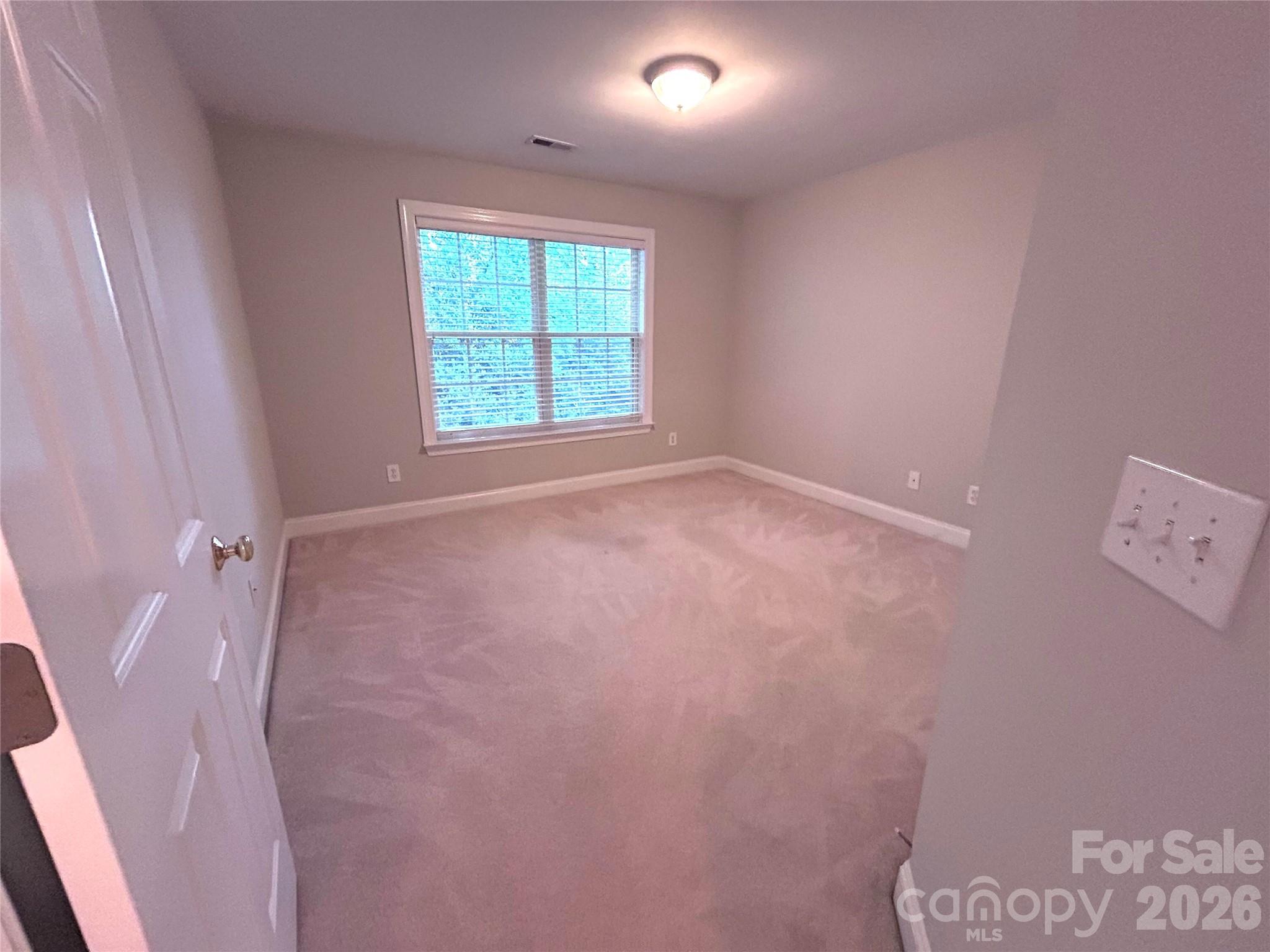 4460 Coventry Row Court — Charlotte