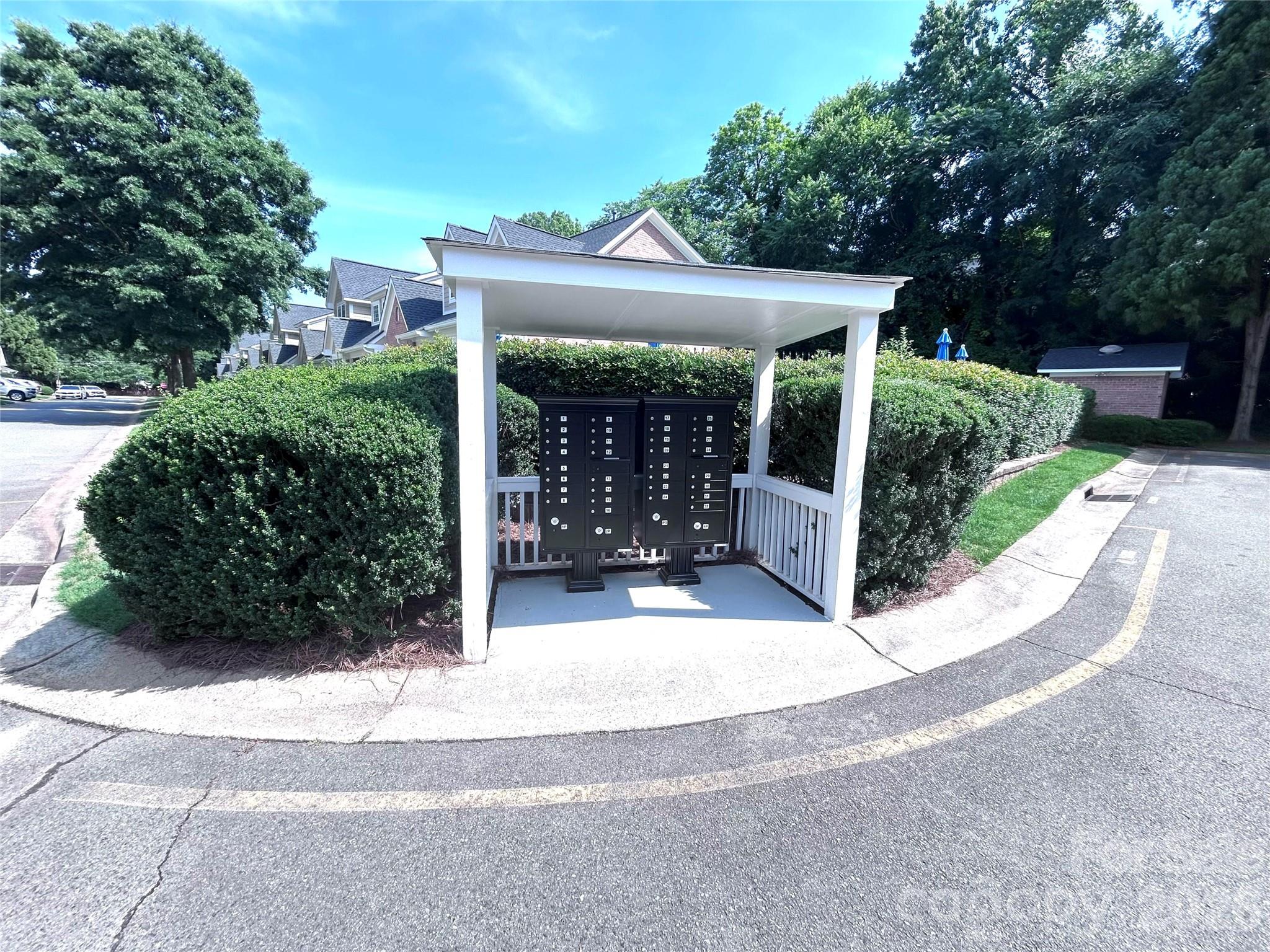 4460 Coventry Row Court — Charlotte