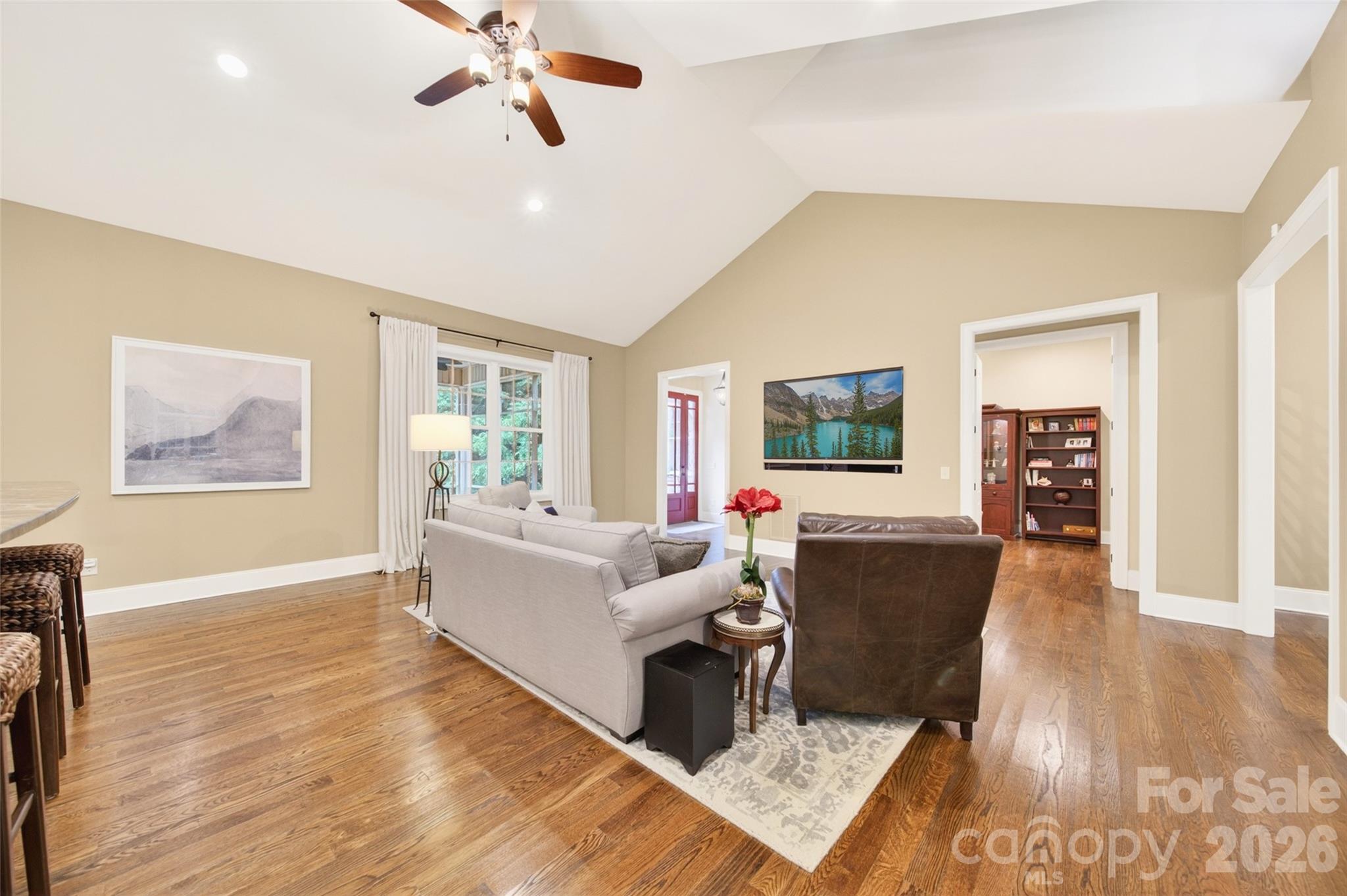 2932 Oakdale Road — Charlotte