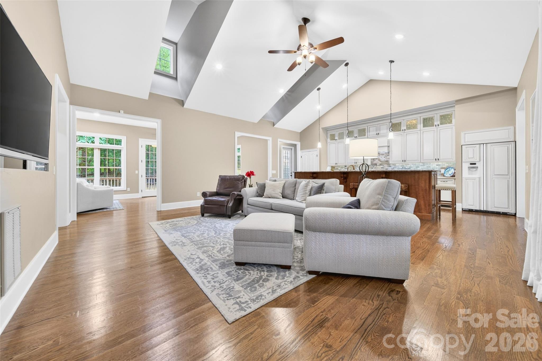 2932 Oakdale Road — Charlotte