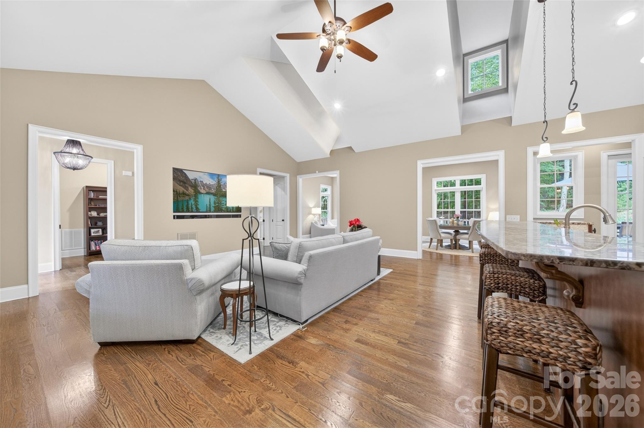 2932 Oakdale Road — Charlotte