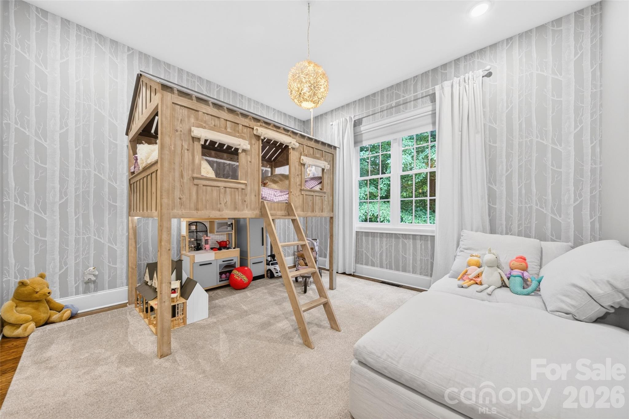 2932 Oakdale Road — Charlotte