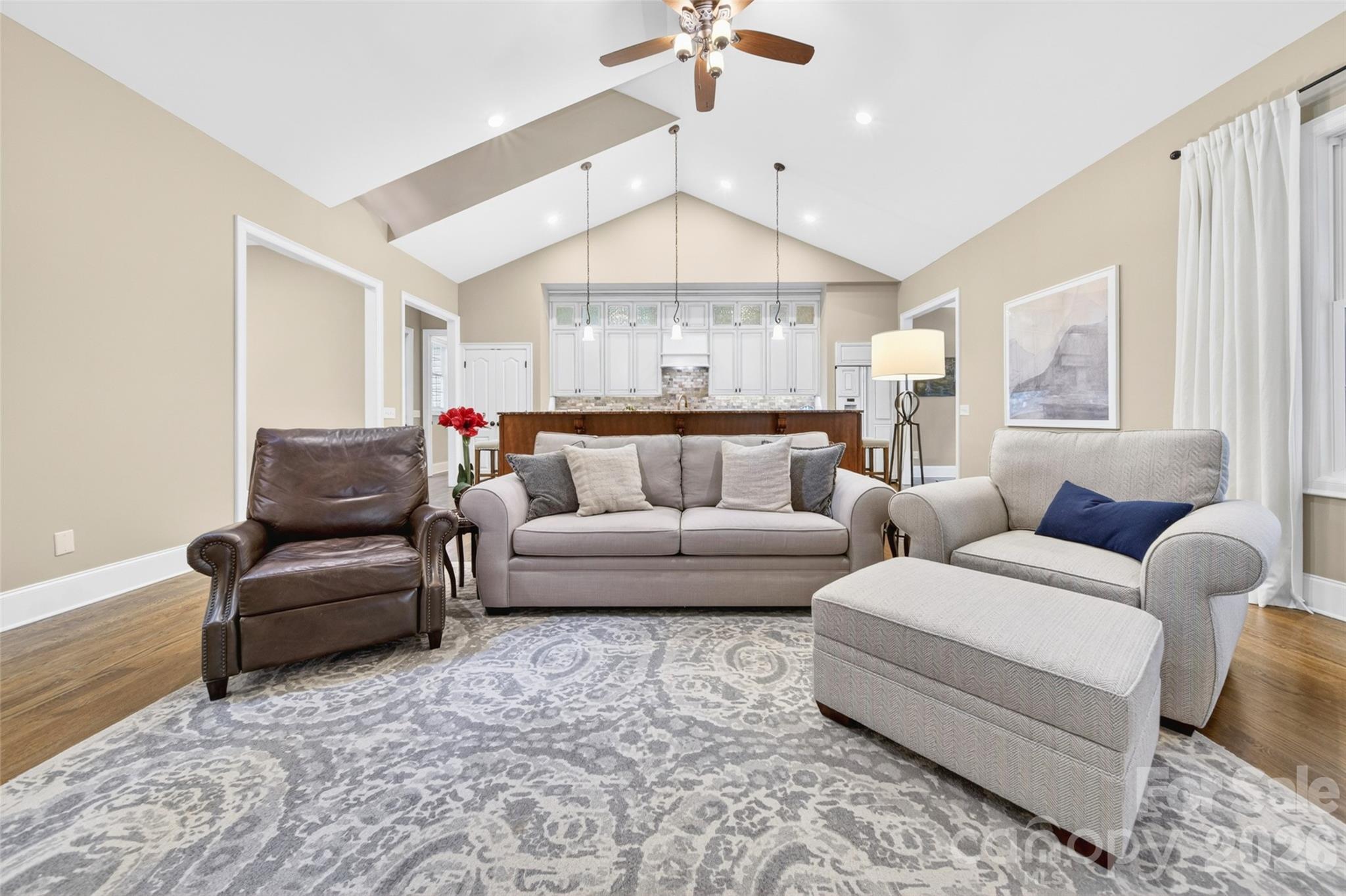 2932 Oakdale Road — Charlotte