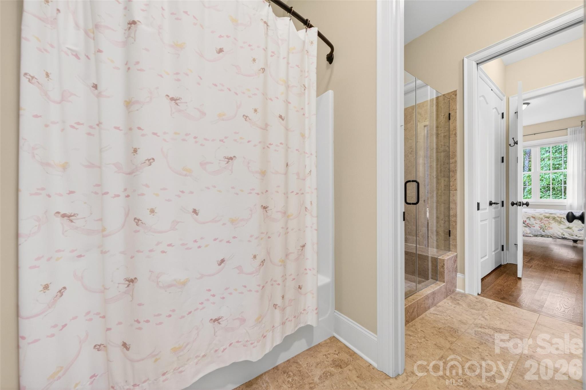 2932 Oakdale Road — Charlotte