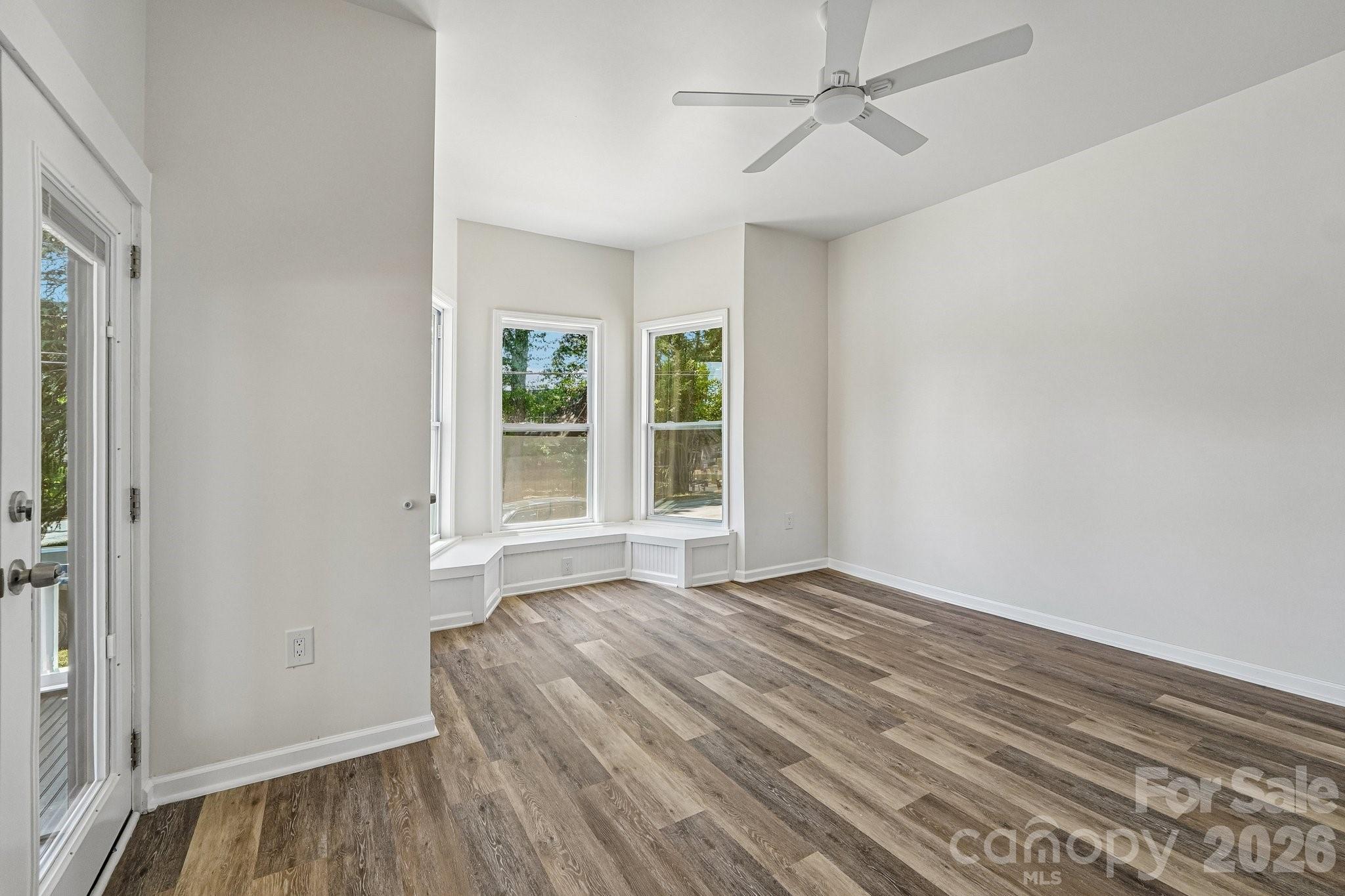616 14th Street SW — Hickory