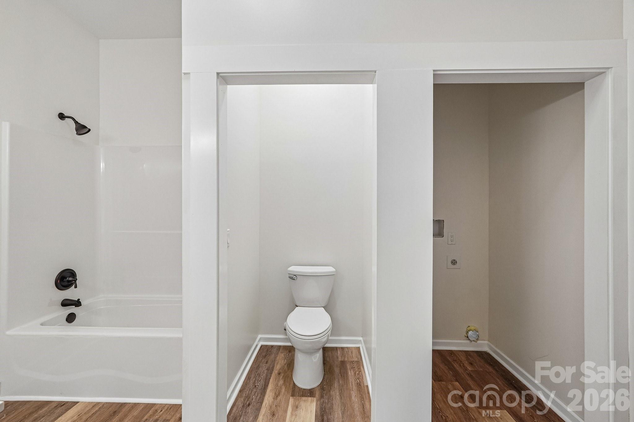 616 14th Street SW — Hickory