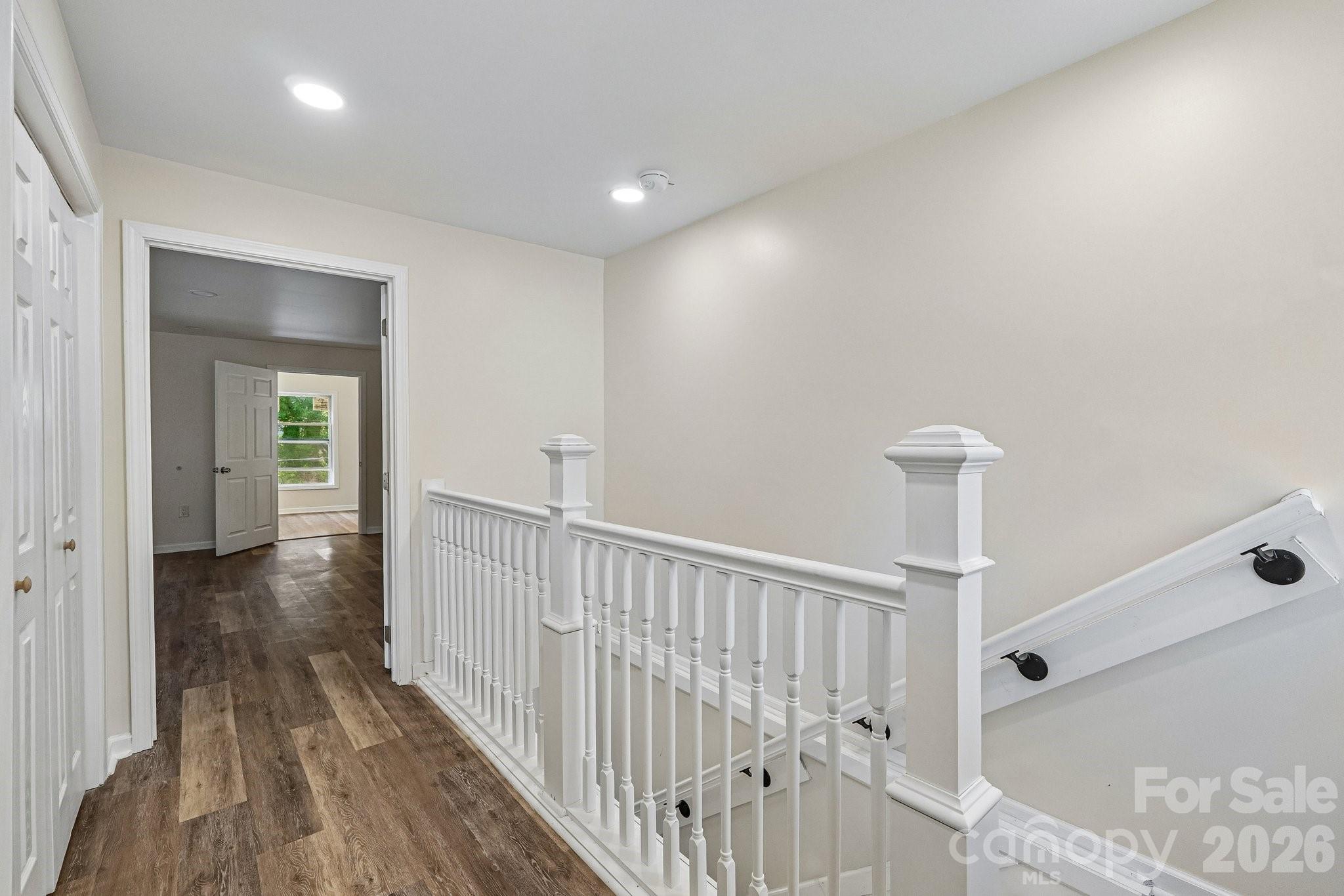 616 14th Street SW — Hickory