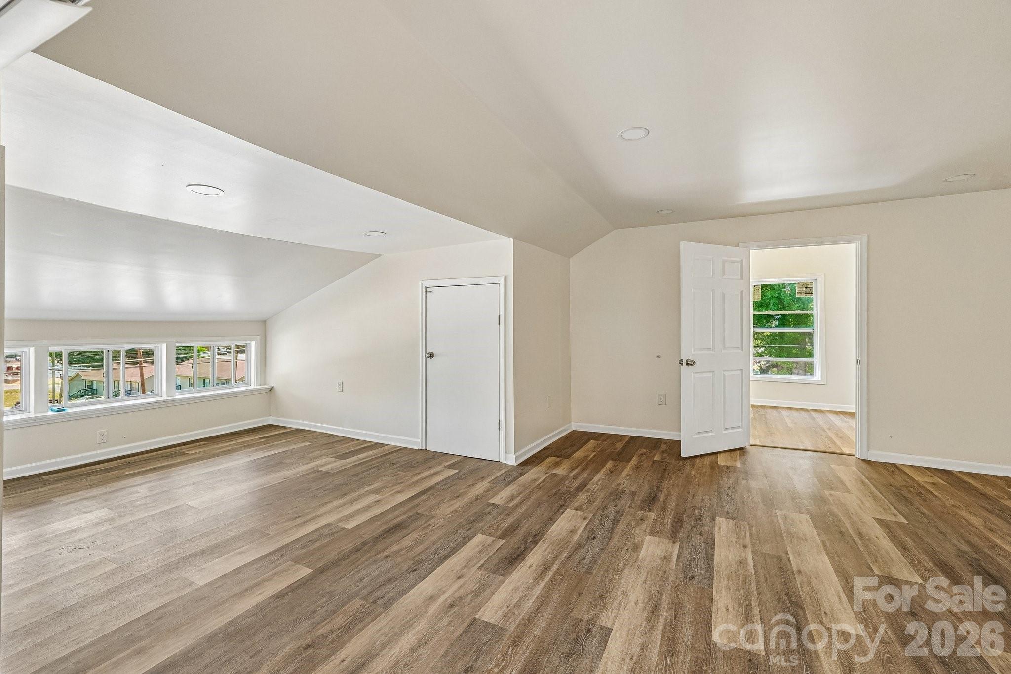 616 14th Street SW — Hickory
