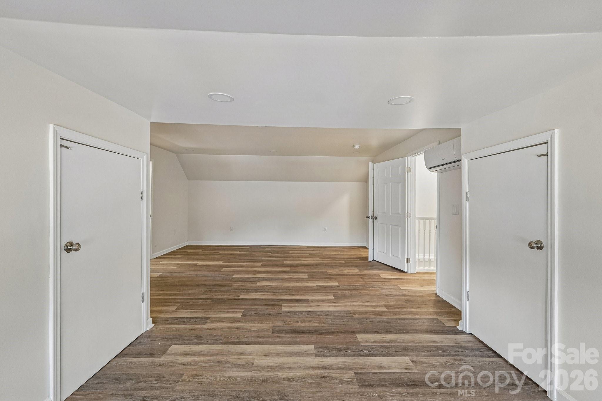 616 14th Street SW — Hickory