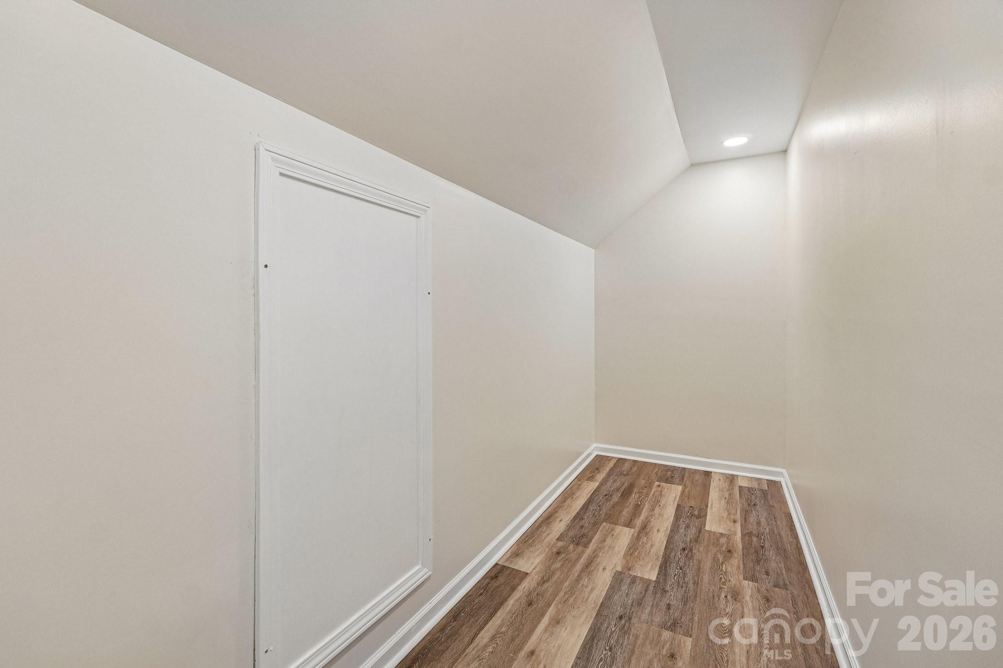 616 14th Street SW — Hickory