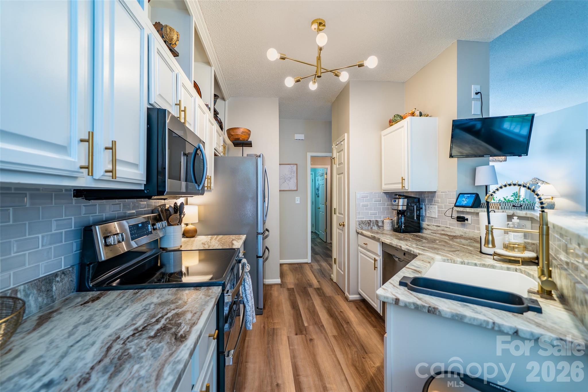 136 Cottage Ridge Road — Fletcher