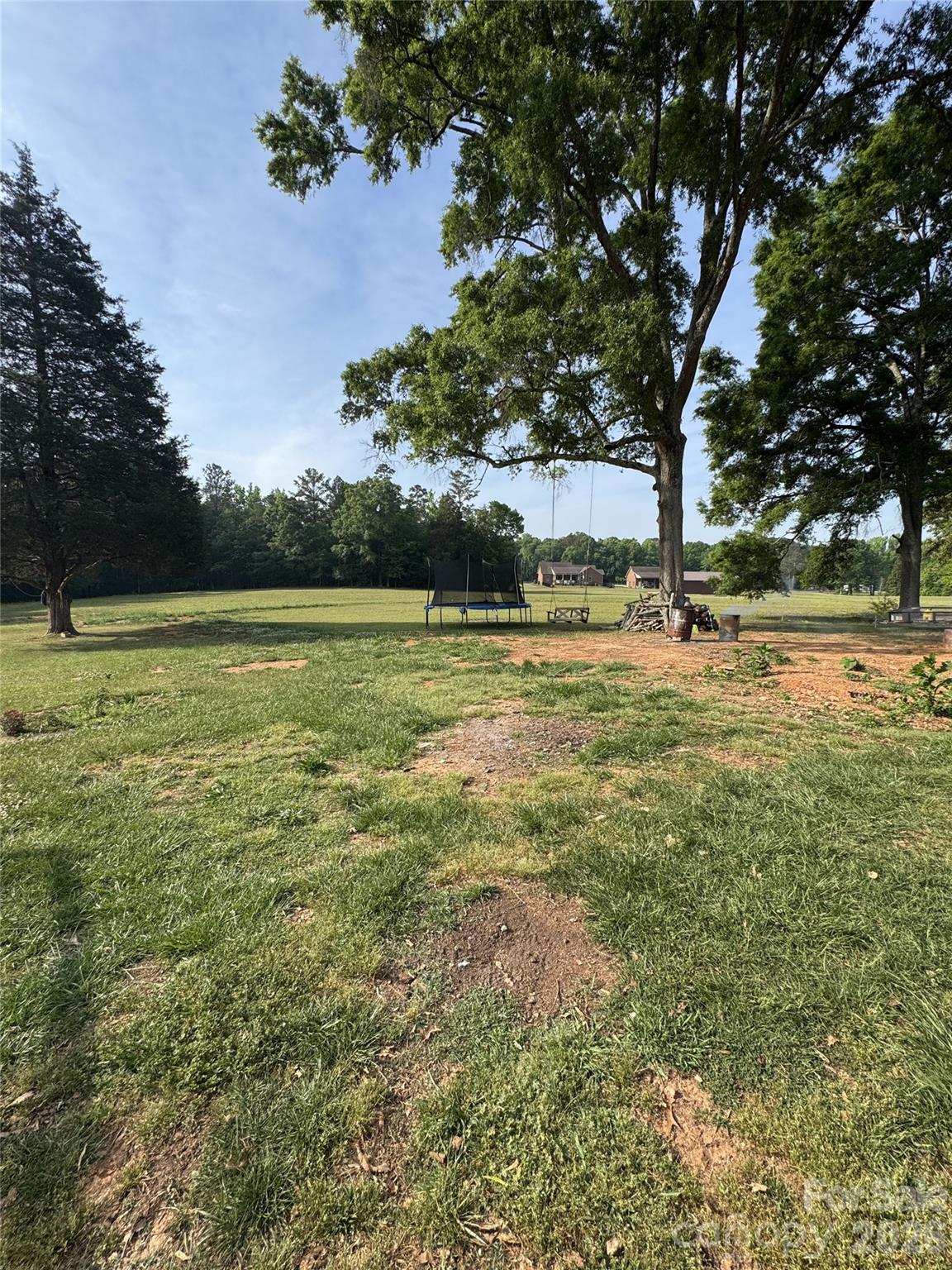 1319 Rollings Roost Road — Lancaster