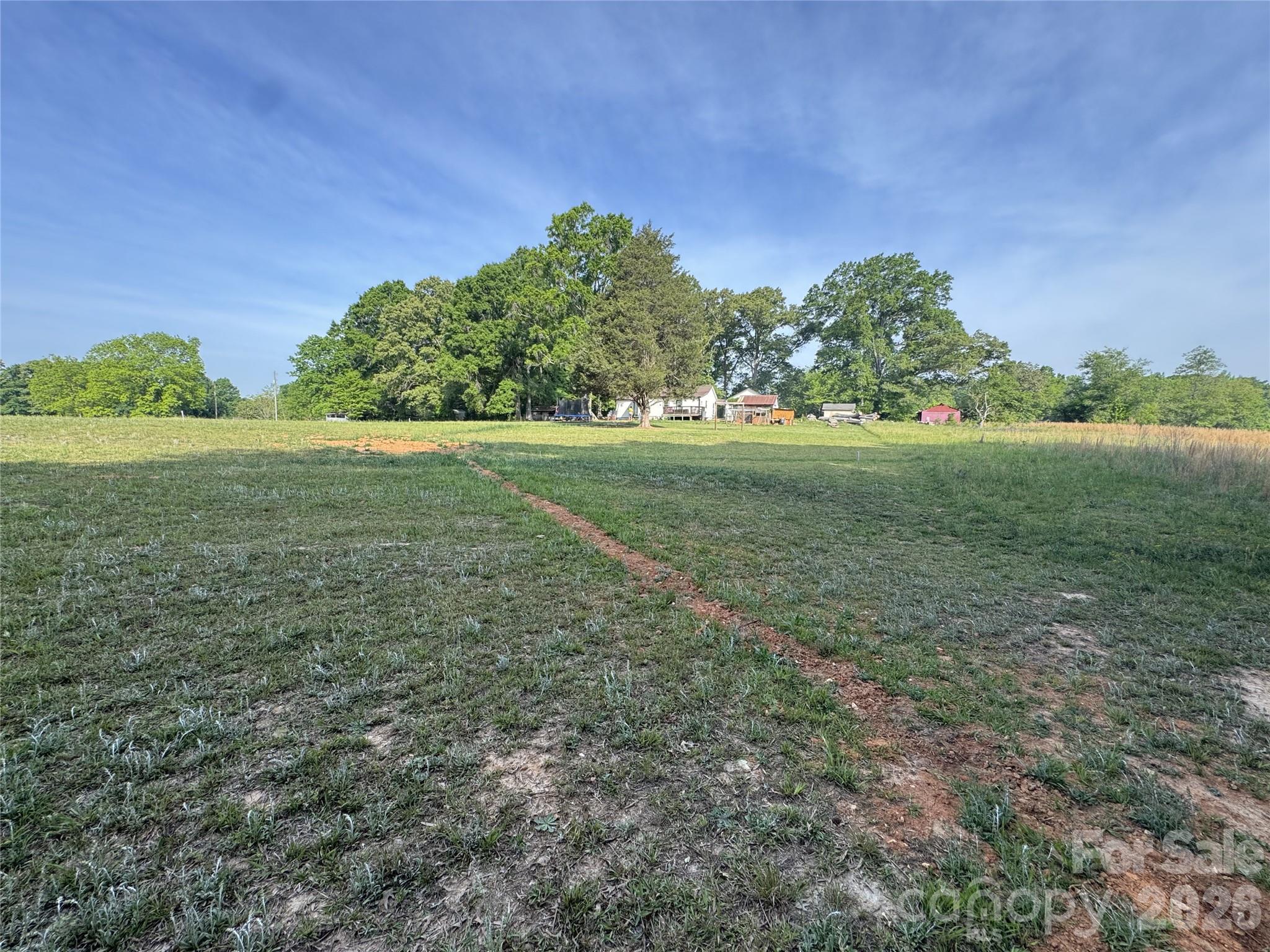 1319 Rollings Roost Road — Lancaster