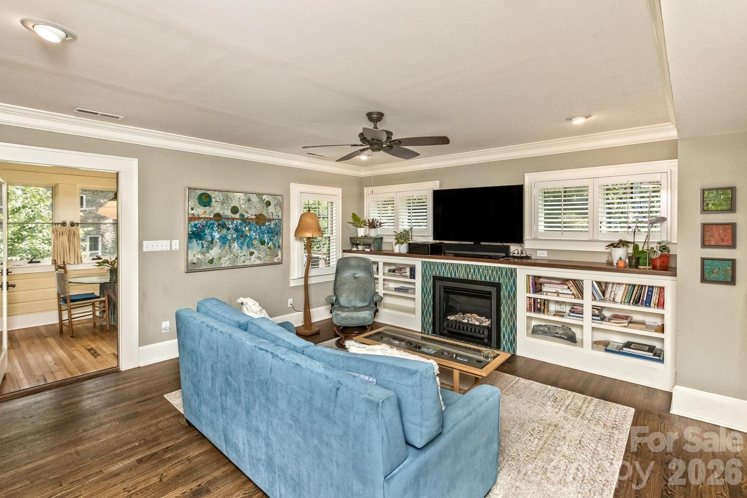 23 Woodvale Avenue — Asheville