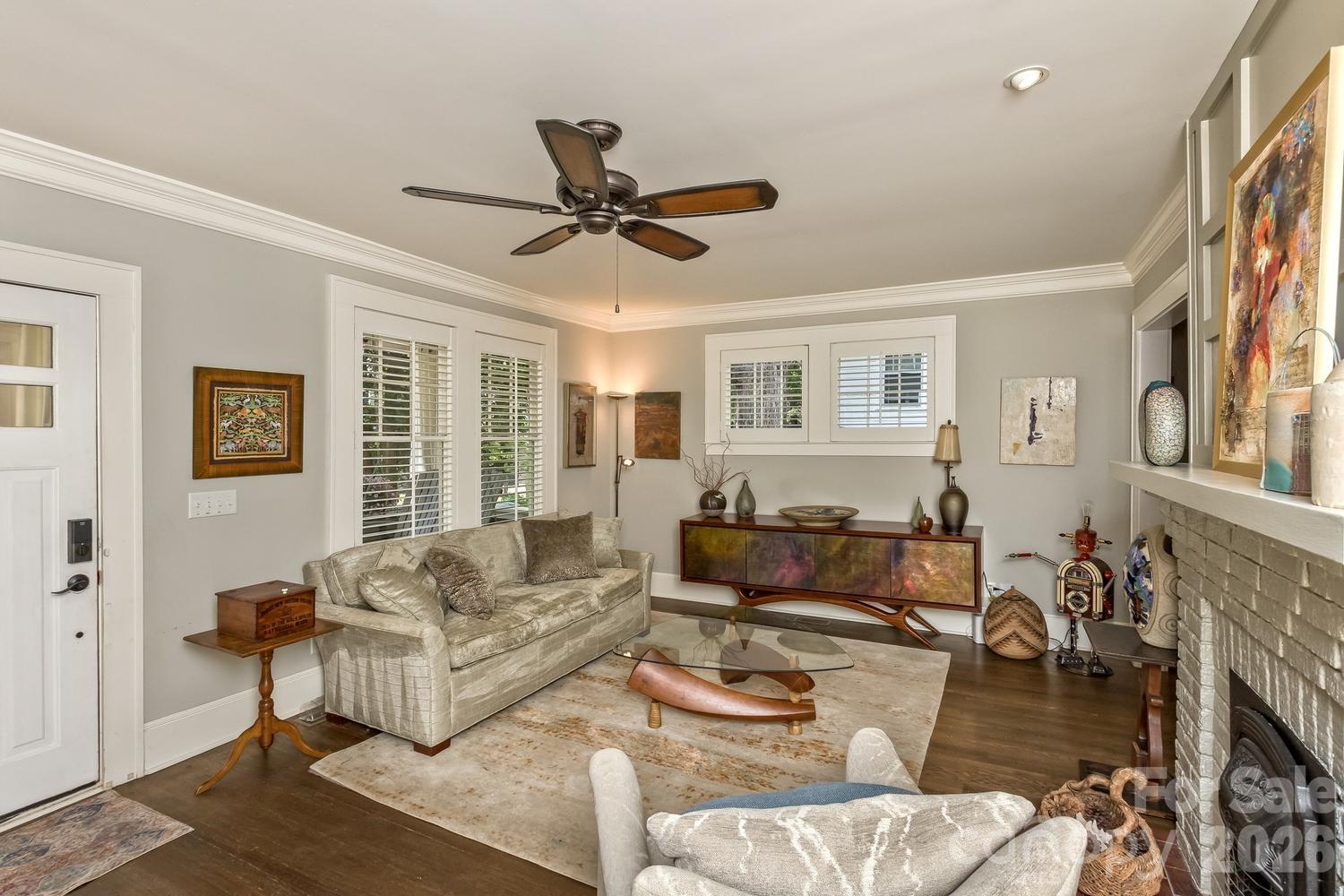 23 Woodvale Avenue — Asheville
