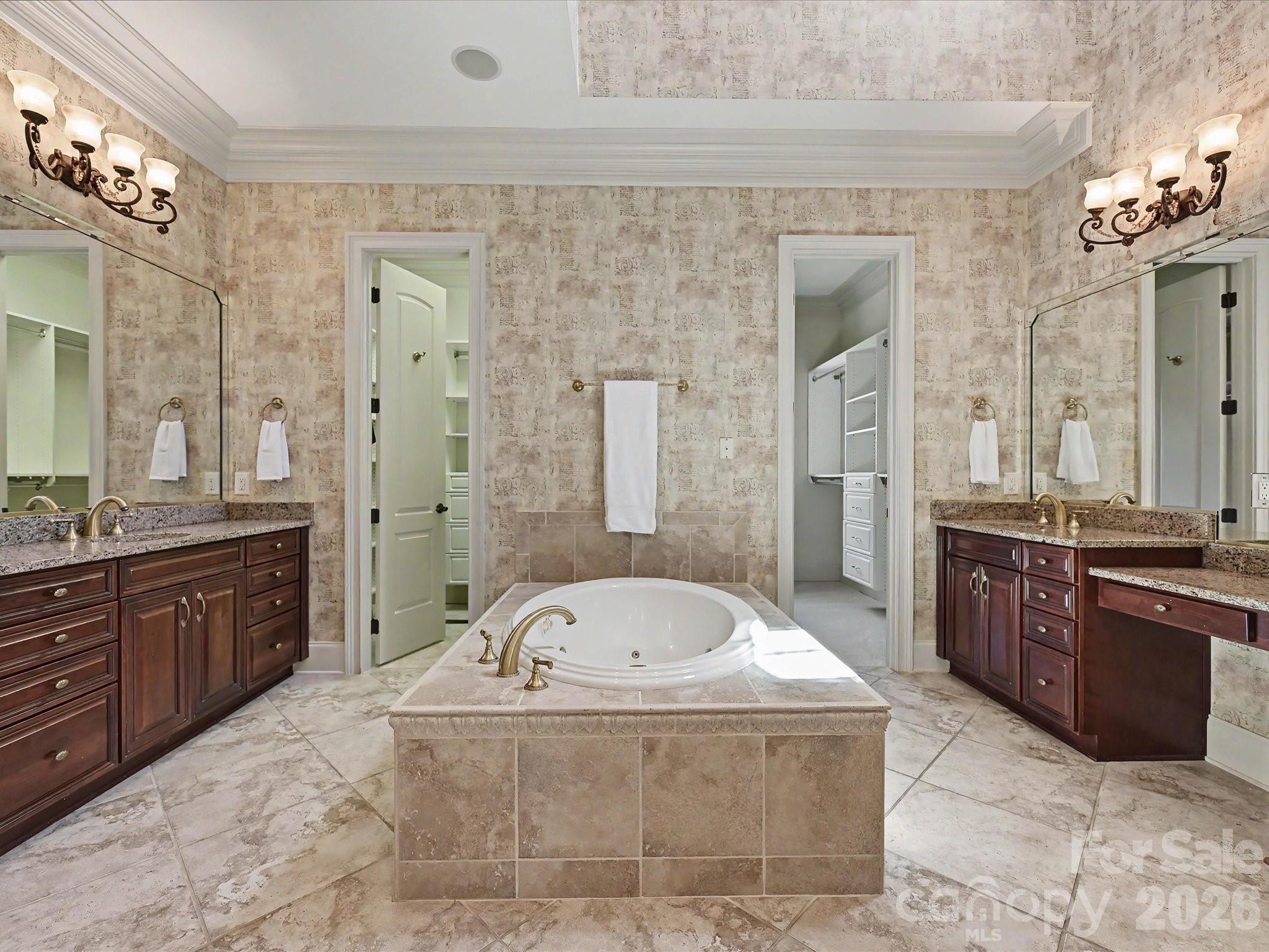 1208 Venetian Way Drive — Waxhaw
