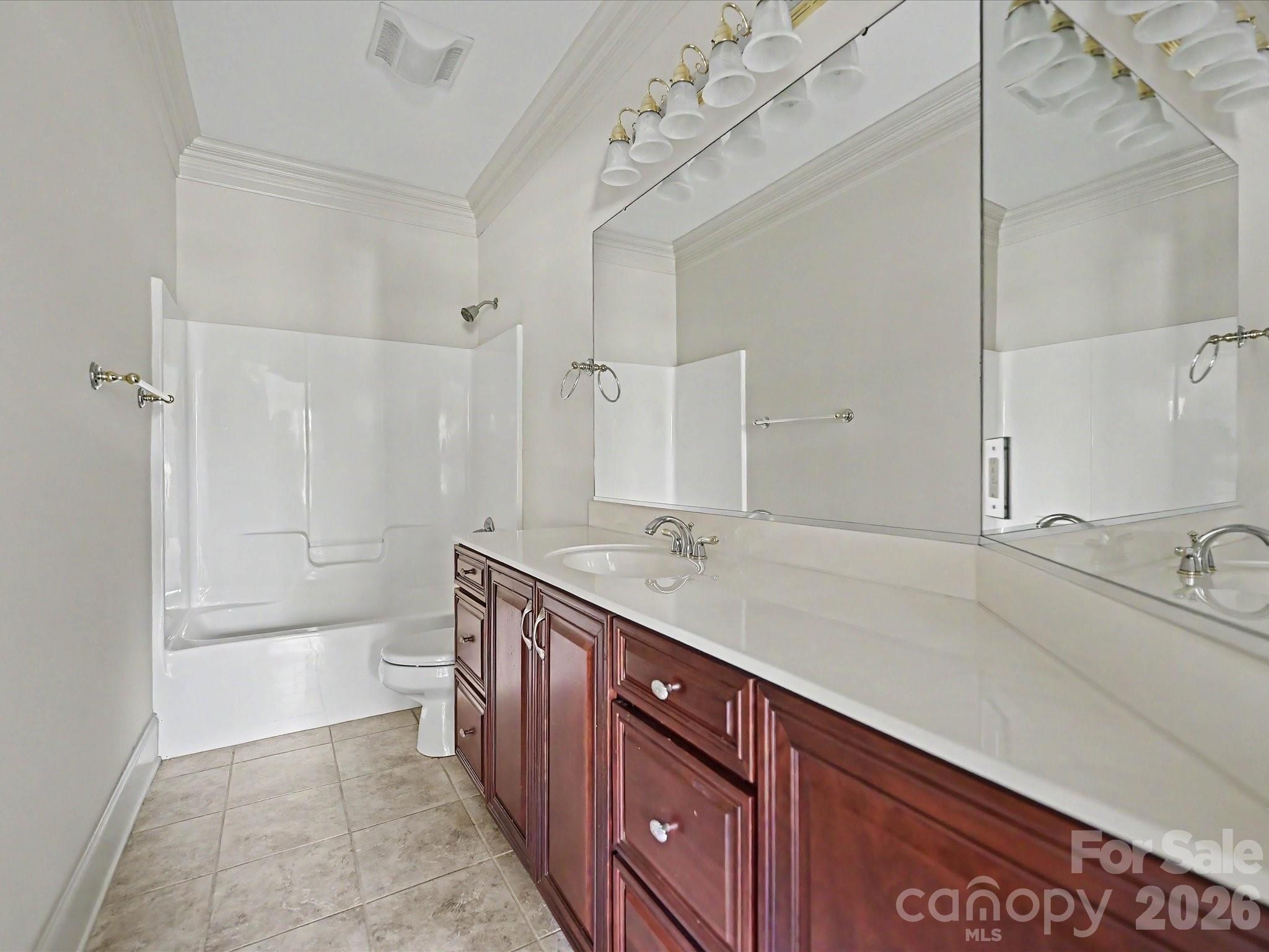 1208 Venetian Way Drive — Waxhaw