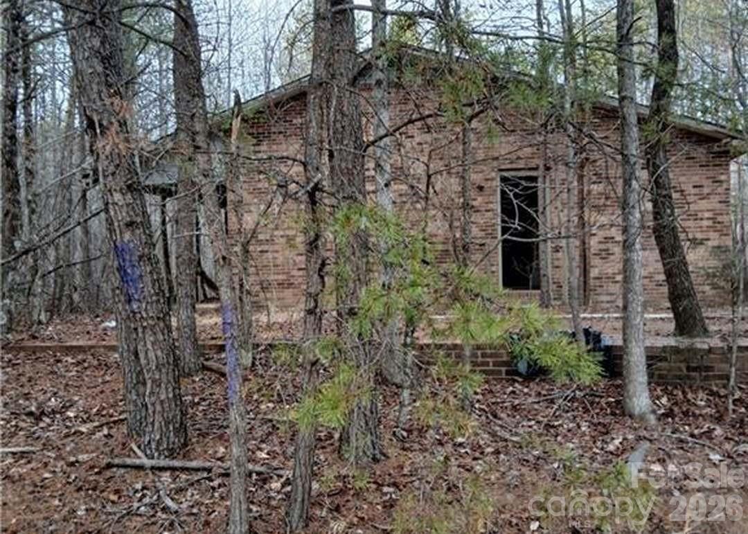 5001 Mecum Road — Walkertown
