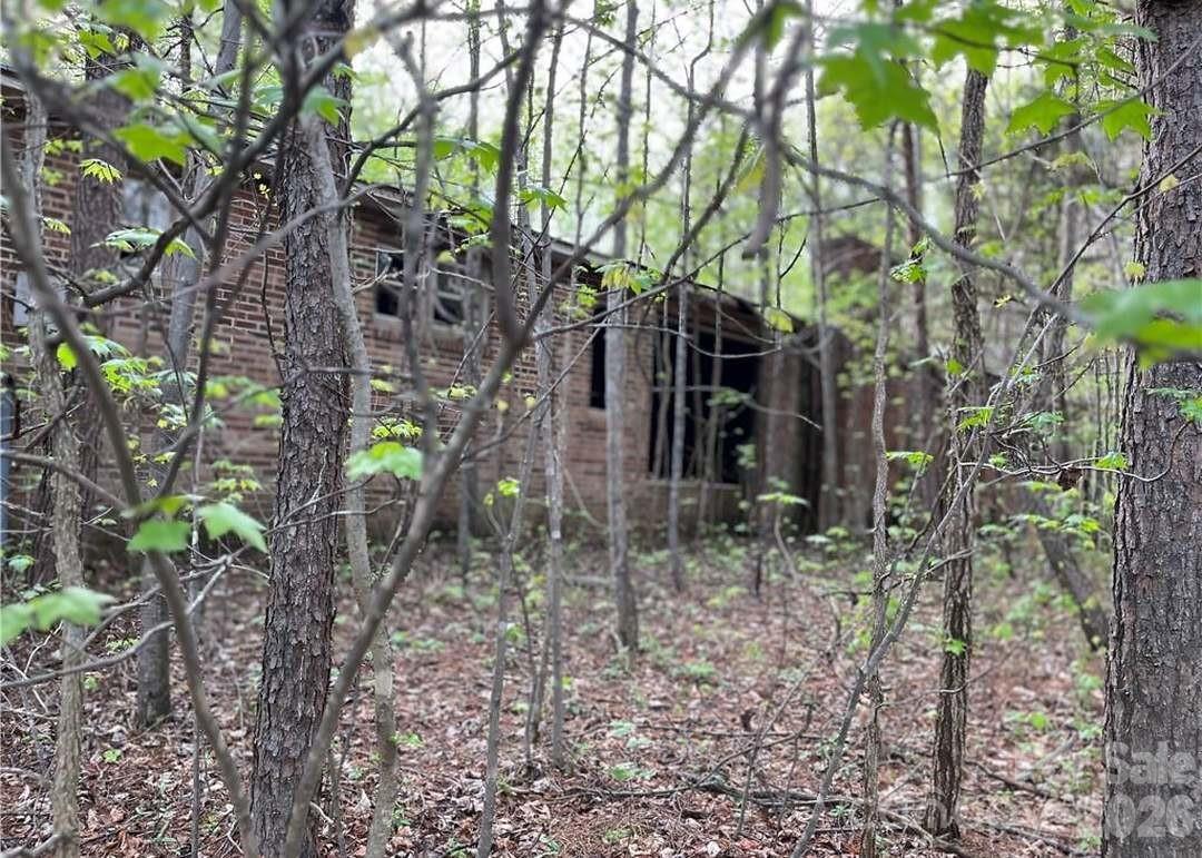5001 Mecum Road — Walkertown