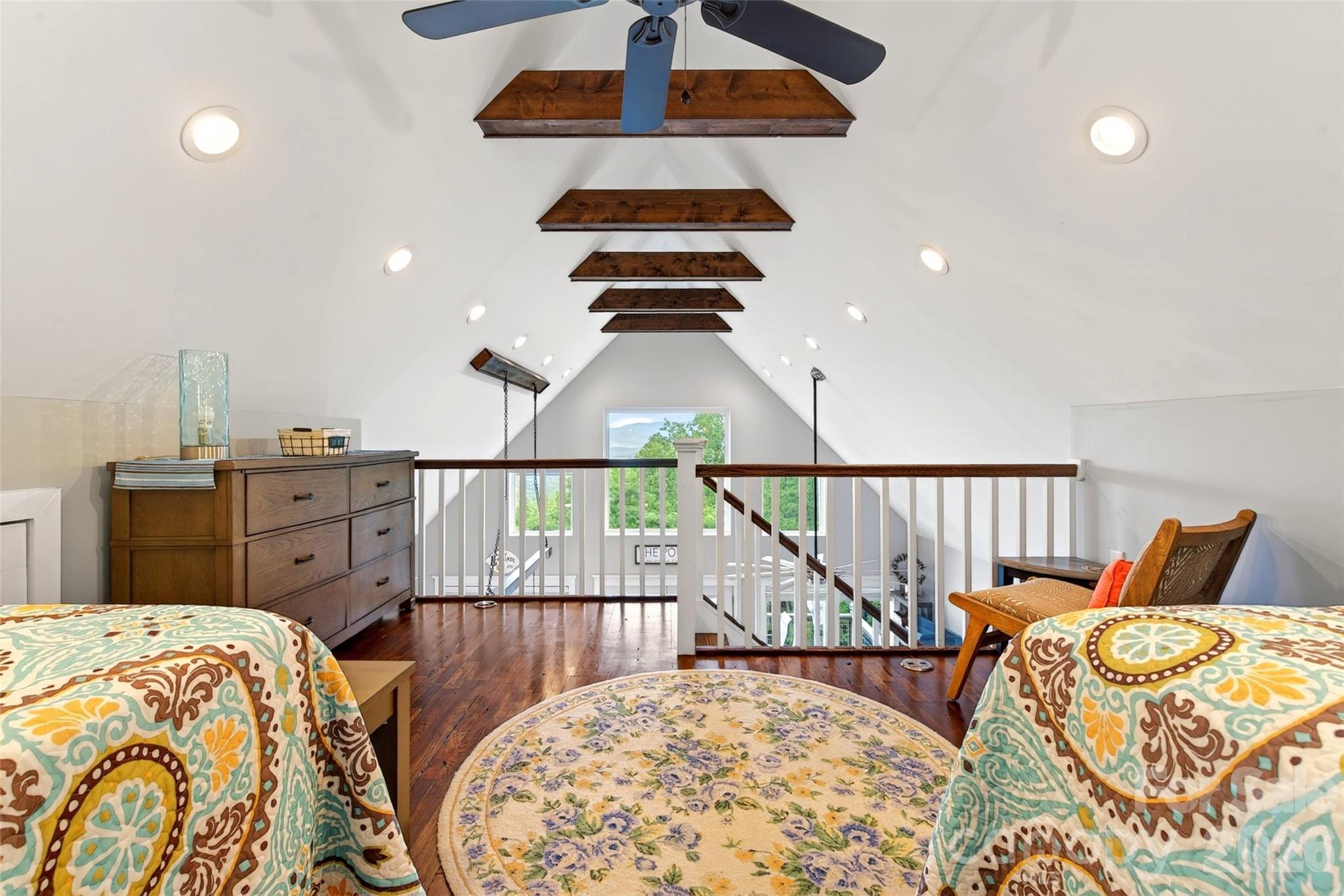 696 Hickory Nut Hollow — Old Fort