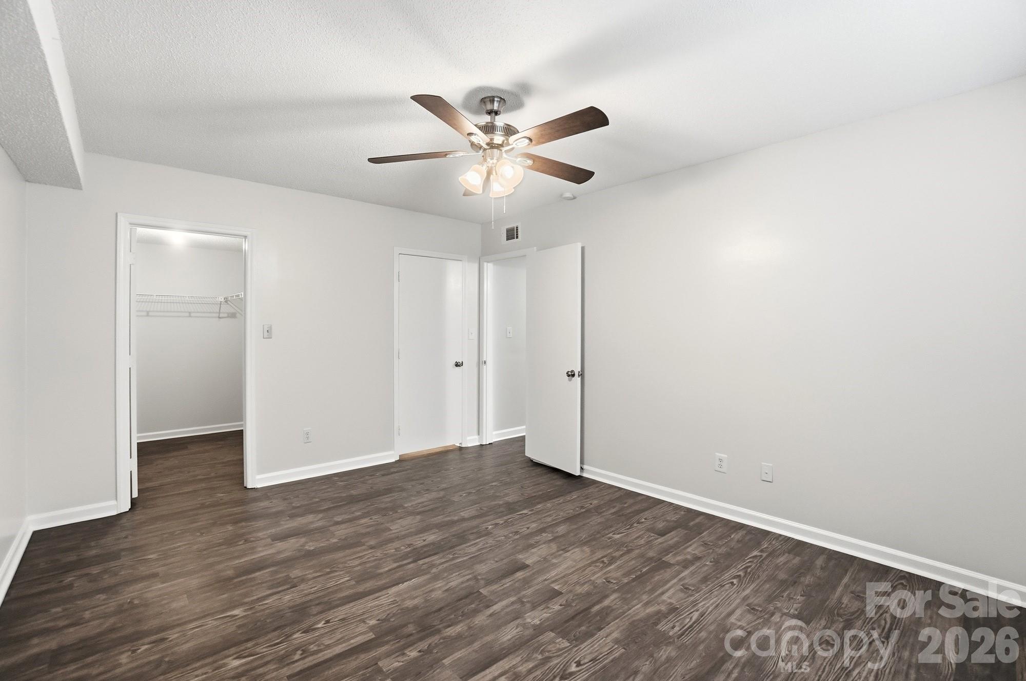 6043 Green Forest Drive — Charlotte