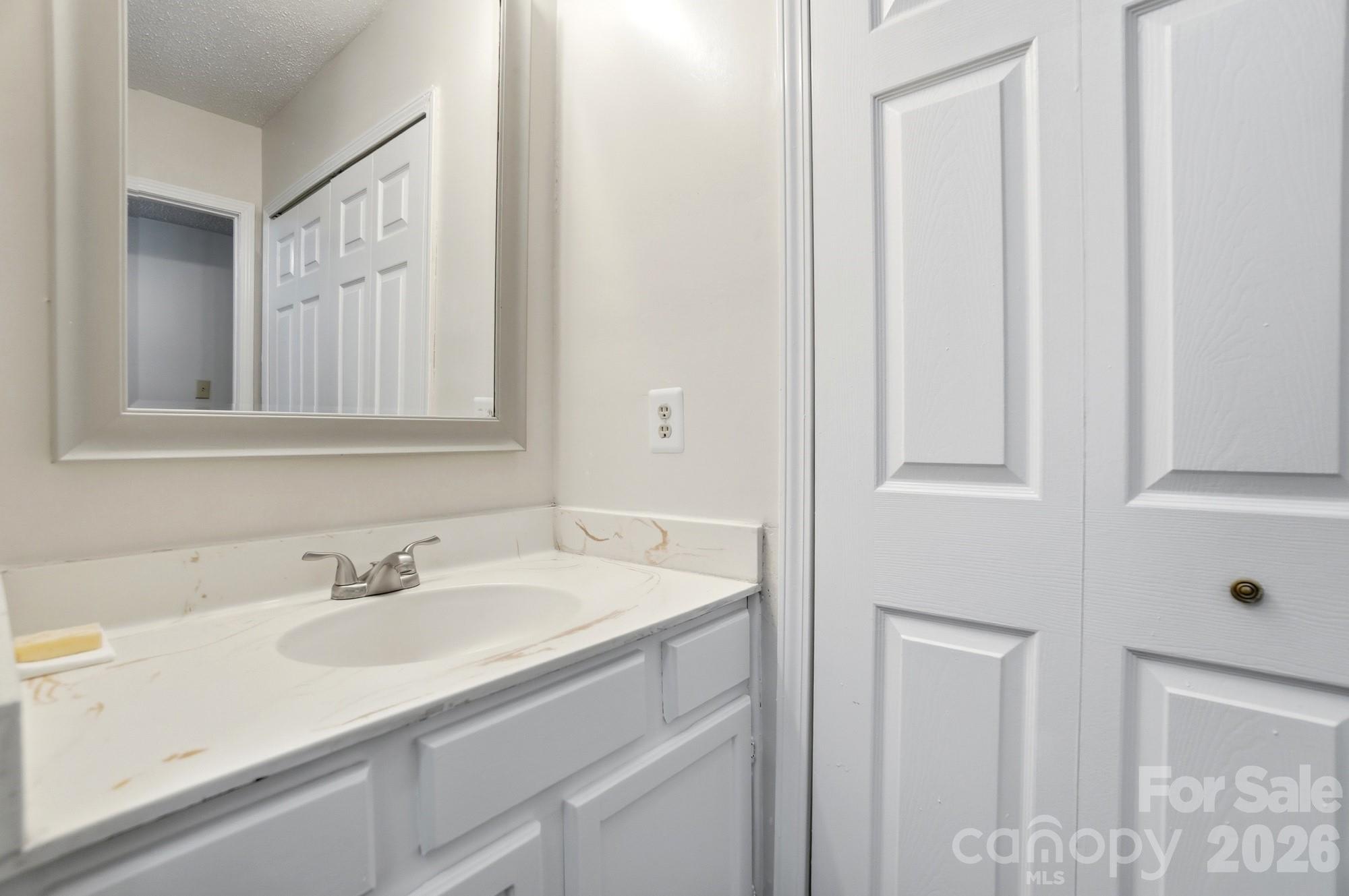 6043 Green Forest Drive — Charlotte