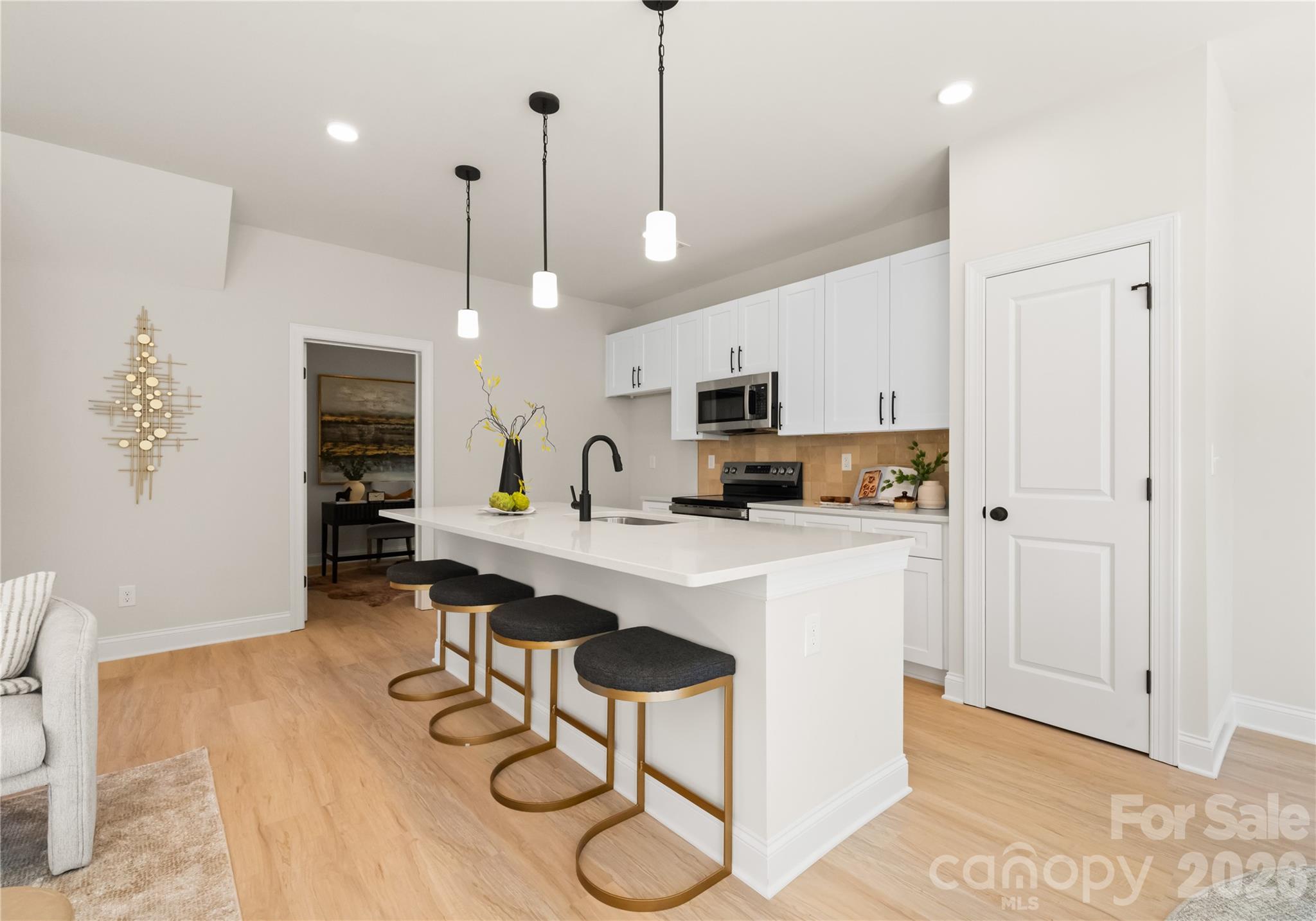 602 N Broad Street — Mooresville